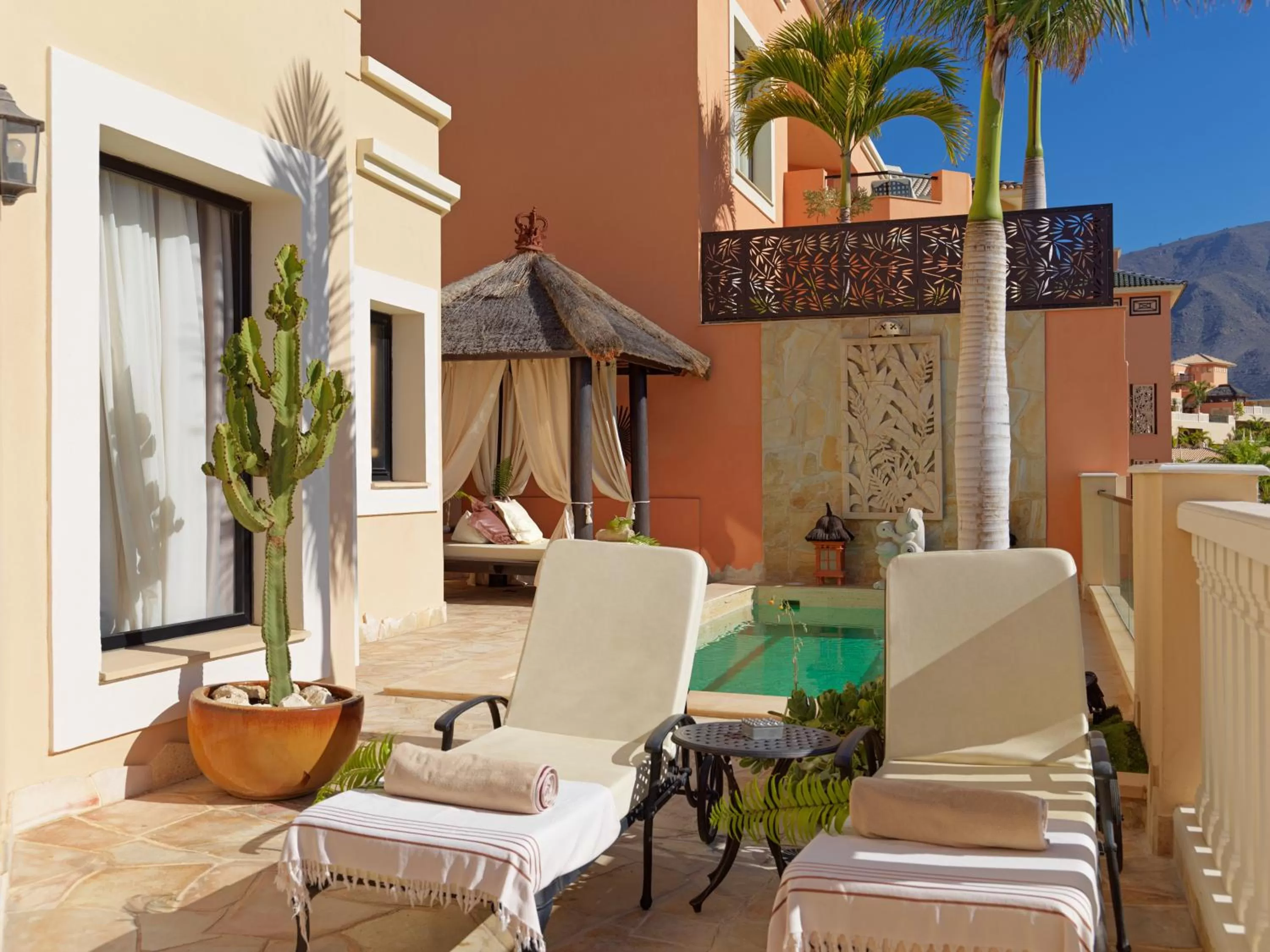 Balcony/Terrace in Royal Garden Villas, Luxury Hotel