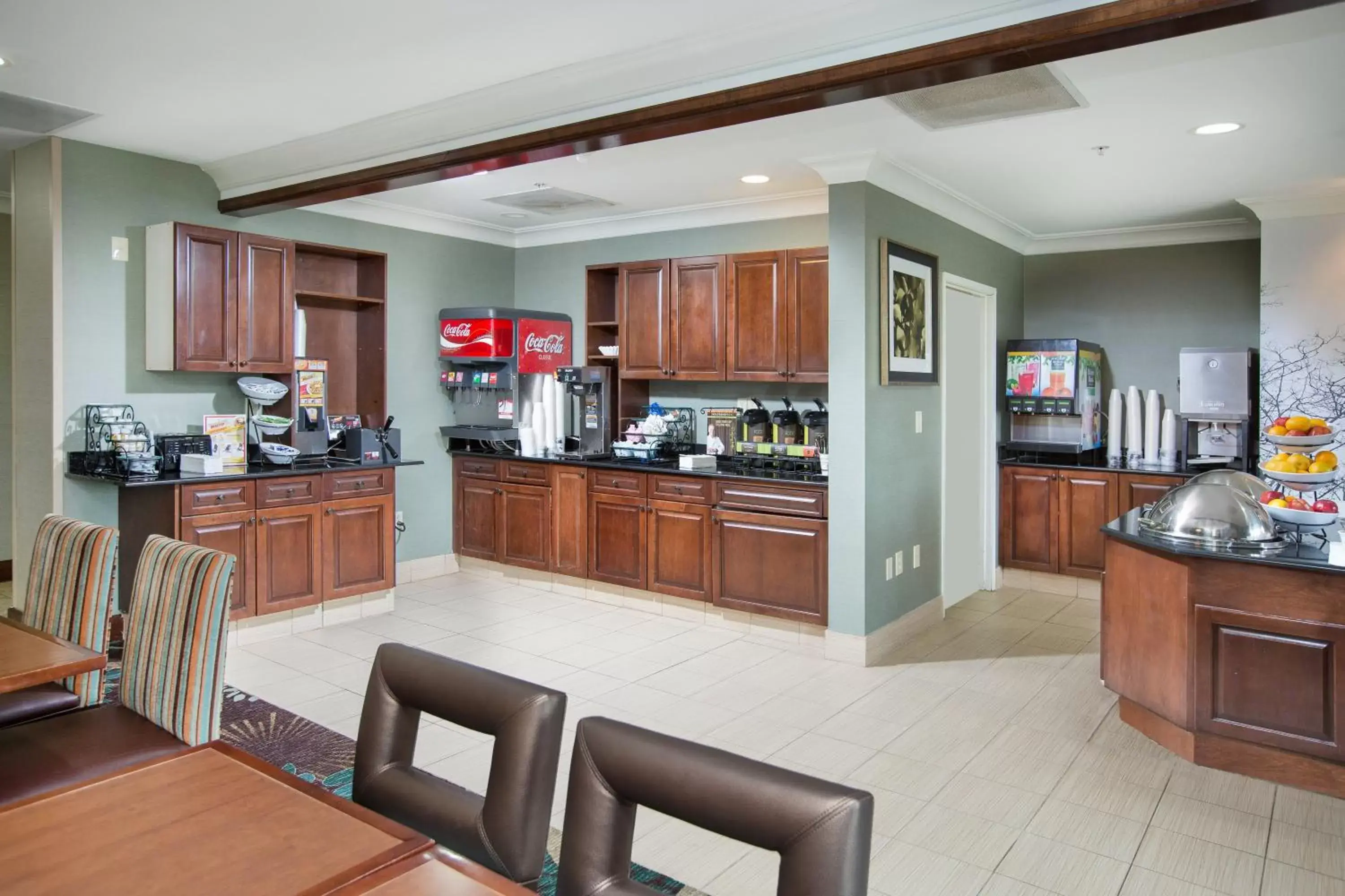 Breakfast, Kitchen/Kitchenette in Staybridge Suites Augusta, an IHG Hotel