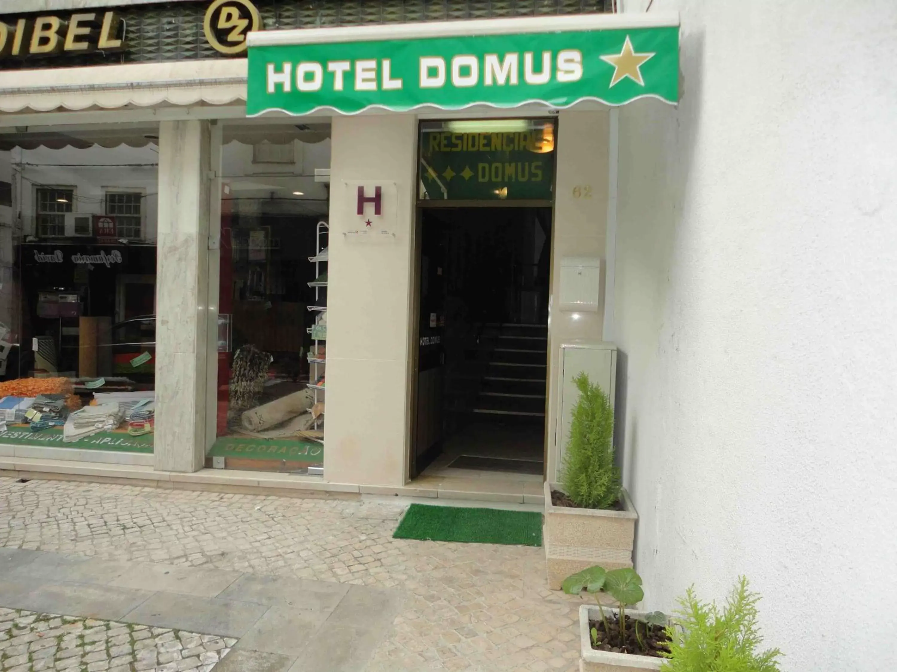 Facade/entrance in Hotel Domus