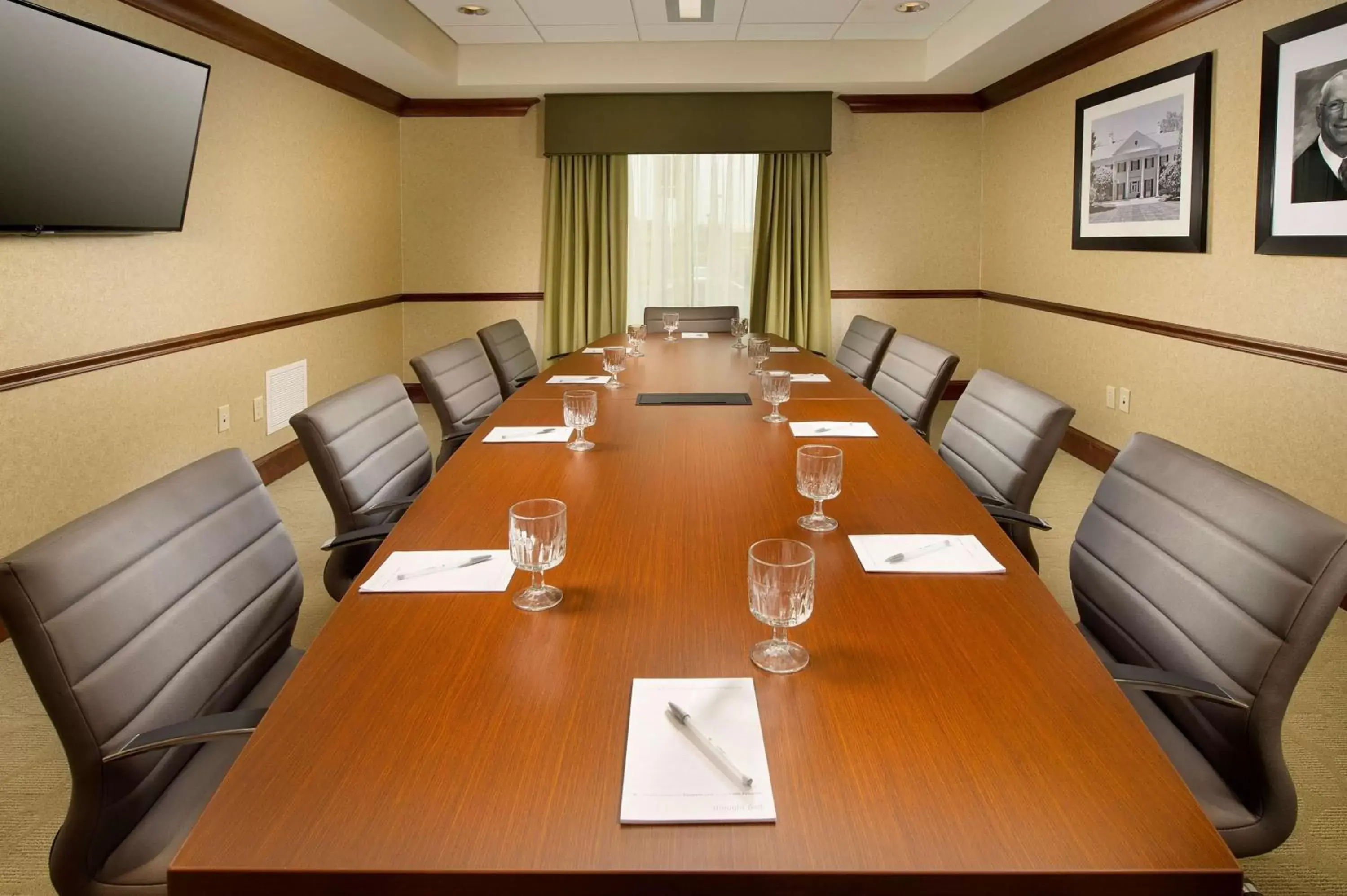 Meeting/conference room in Hampton Inn Cleveland Tennessee