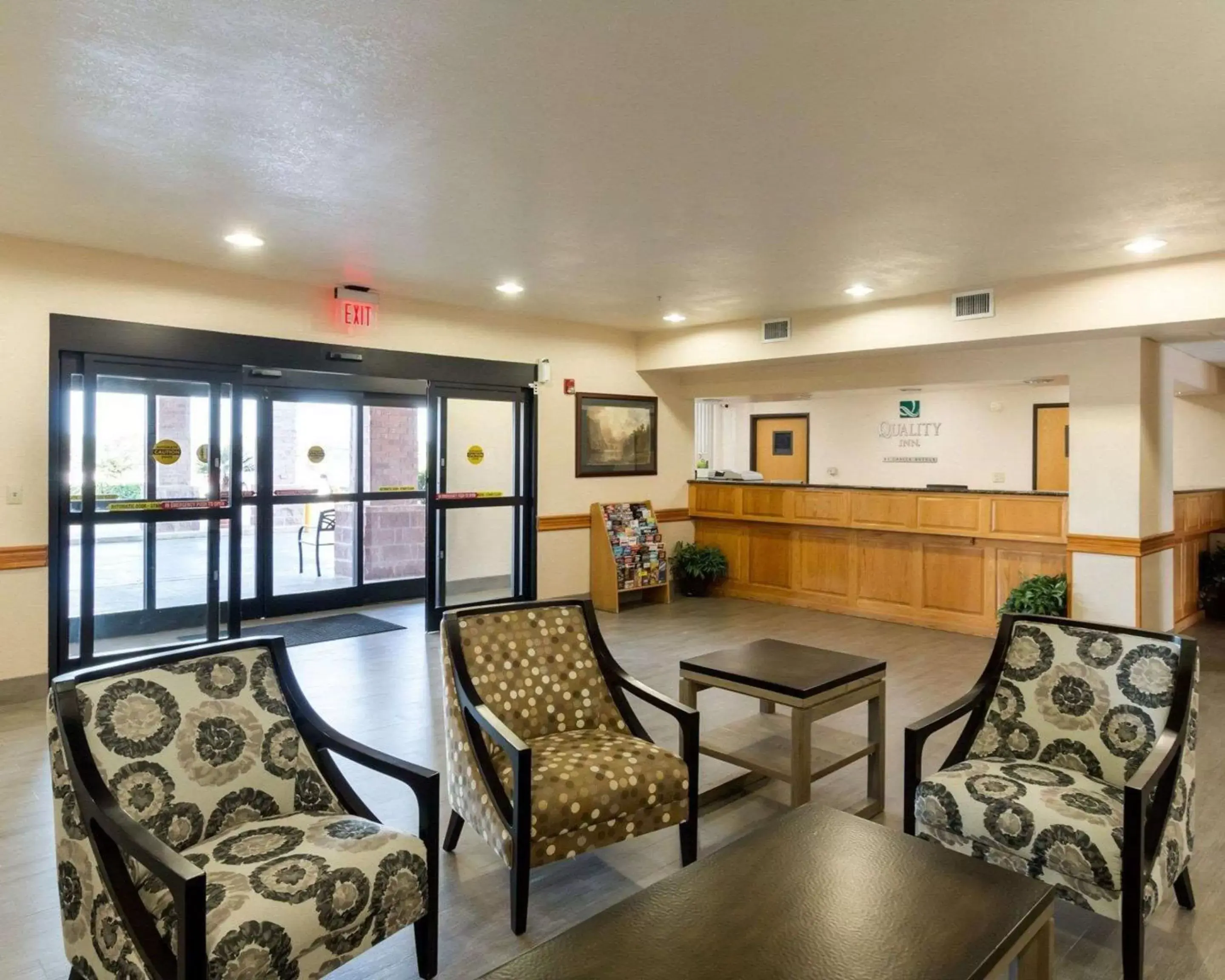 Lobby or reception, Lobby/Reception in Quality Inn Buffalo