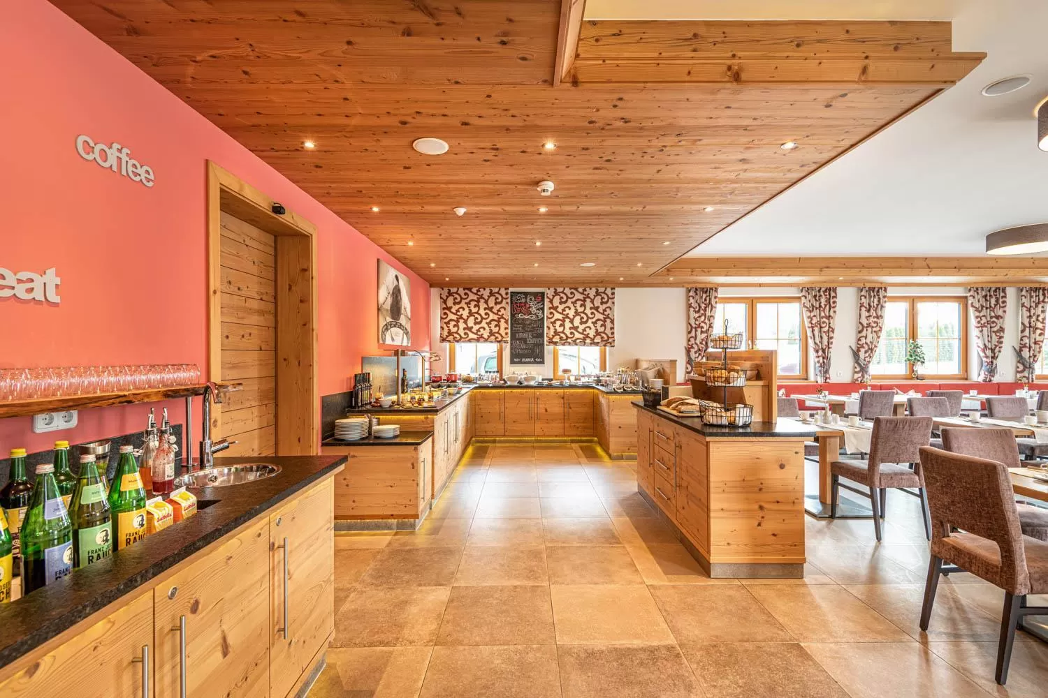 Restaurant/places to eat in Hotel Garni Melanie