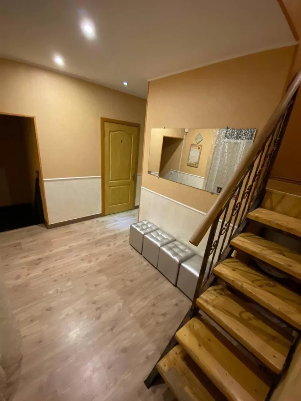 Living room in Inn Khlibodarskiy