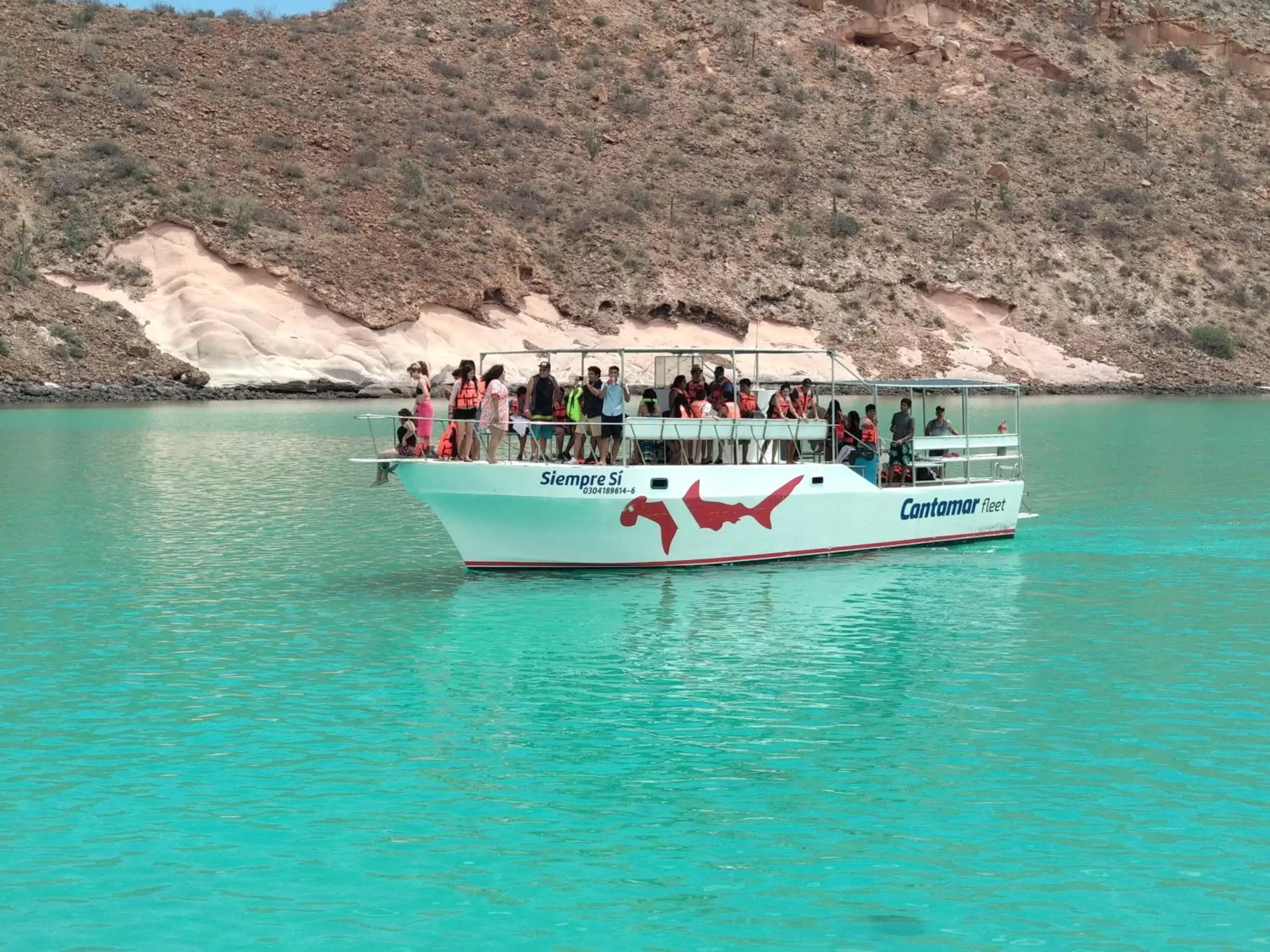 Snorkeling in Club Hotel Cantamar by the Beach