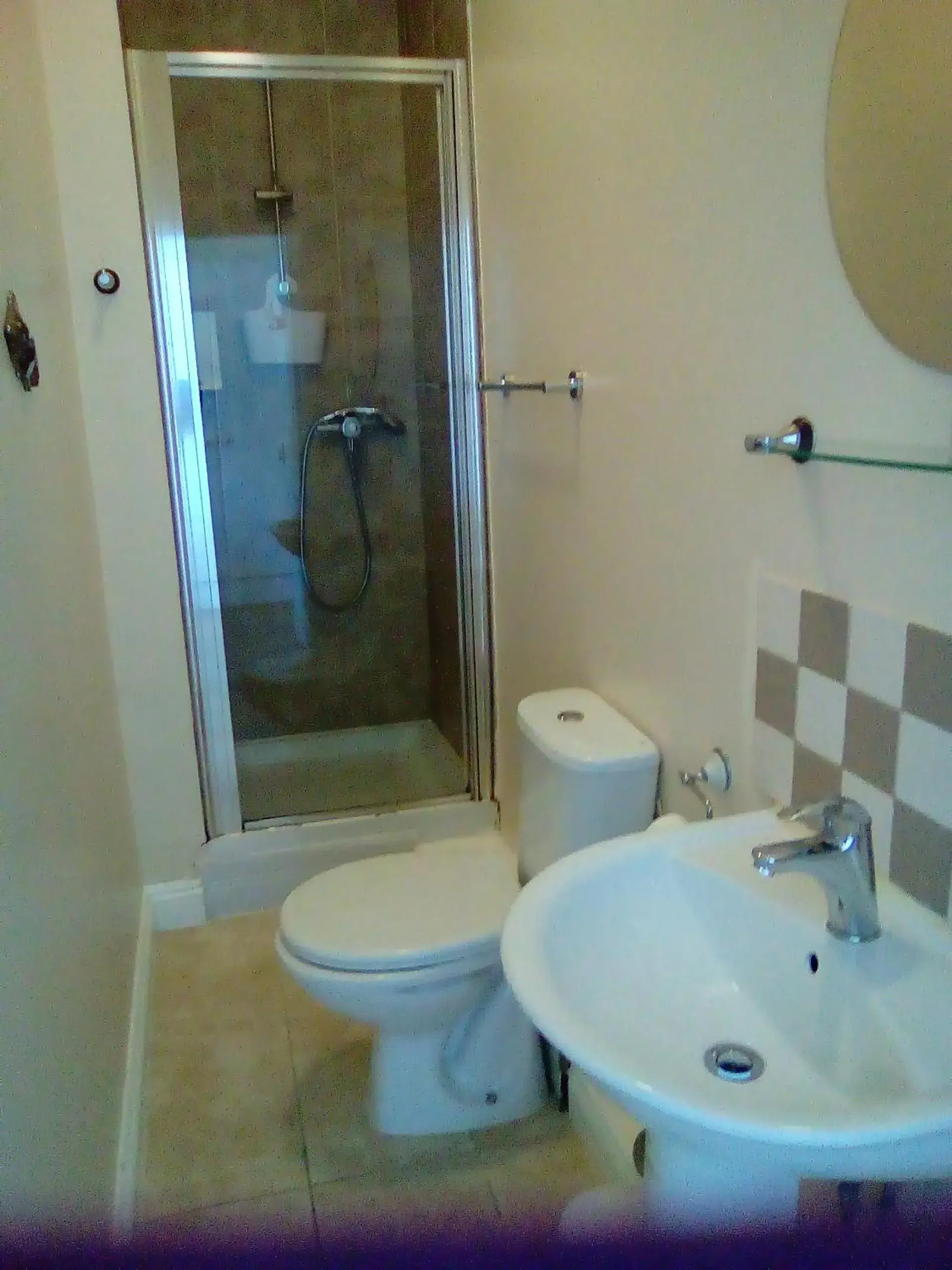 Shower, Bathroom in The Wilton Weymouth