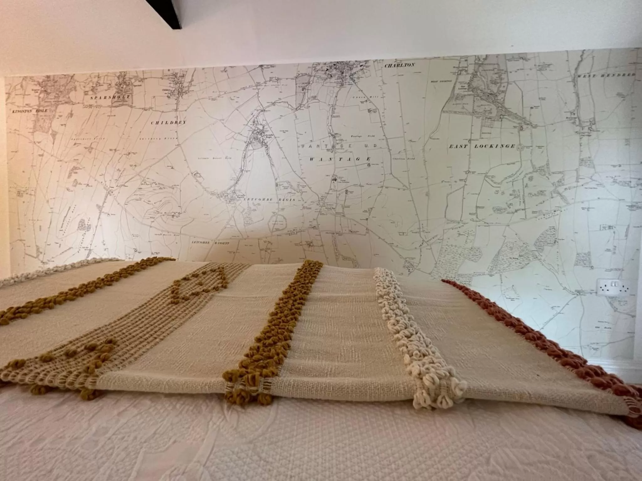 Bed in Thatchcombe B&B