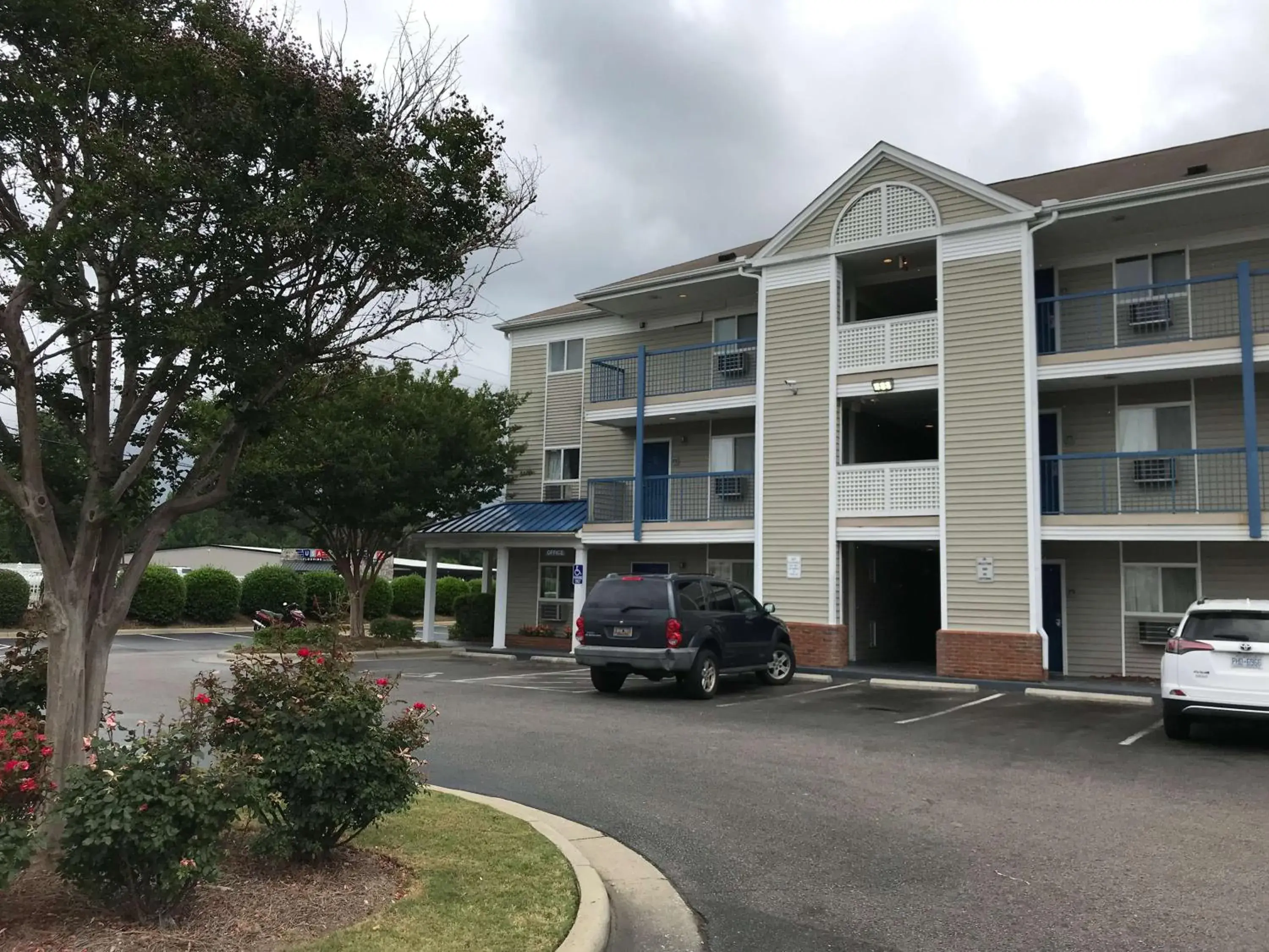 Property Building in Motel 6-Fayetteville, NC - Fort Bragg Area