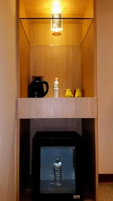 Coffee/tea facilities, Kitchen/Kitchenette in Macchi Hotel - Taipei