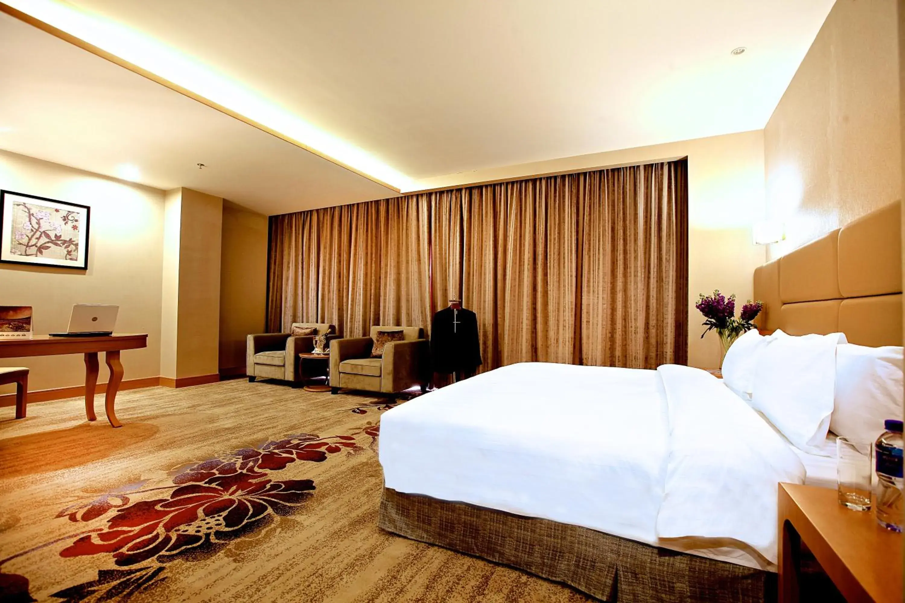 Photo of the whole room in Ramada by Wyndham Beijing Airport