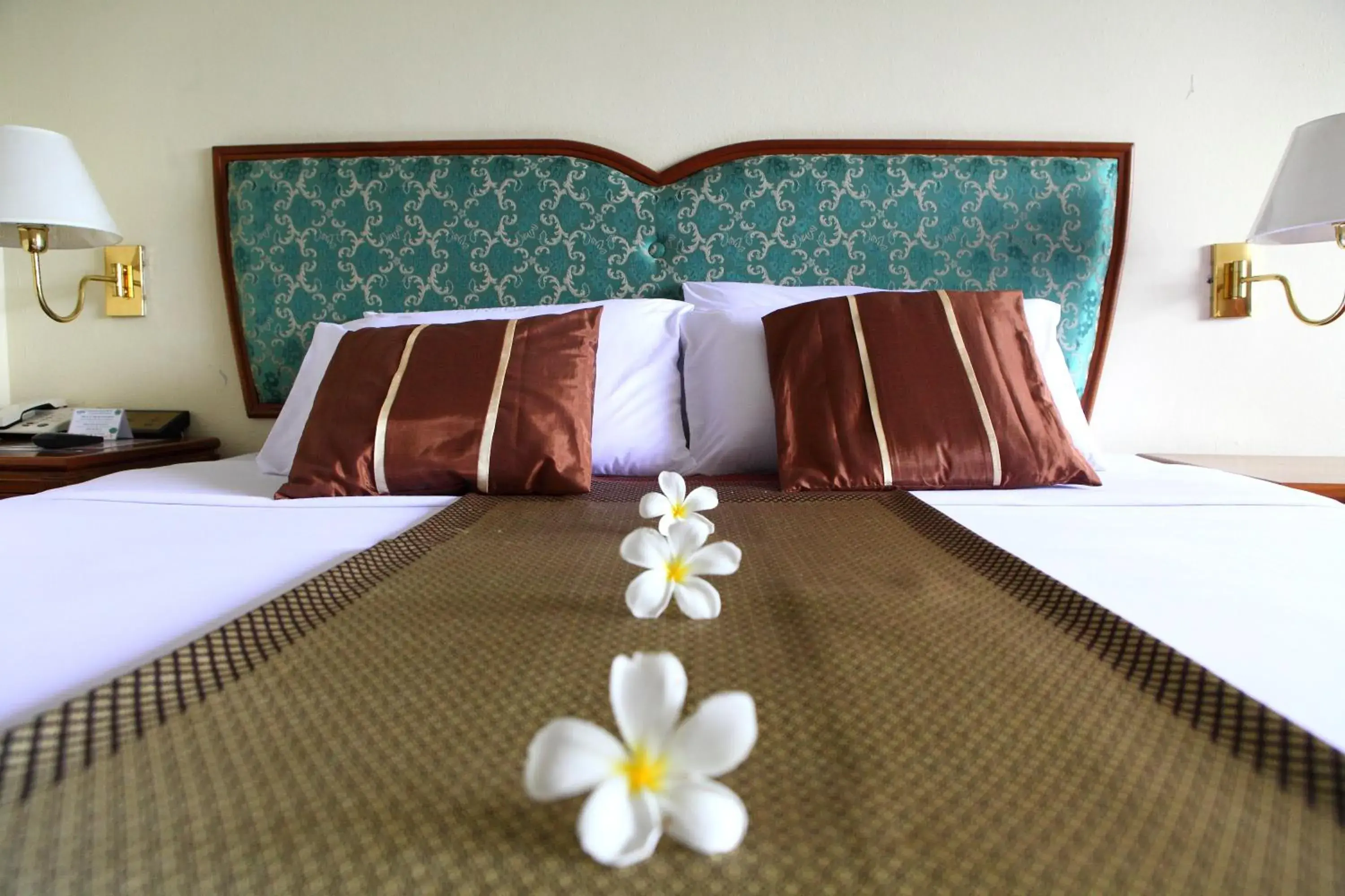 On-site shops, Room Photo in Wattana Park Hotel