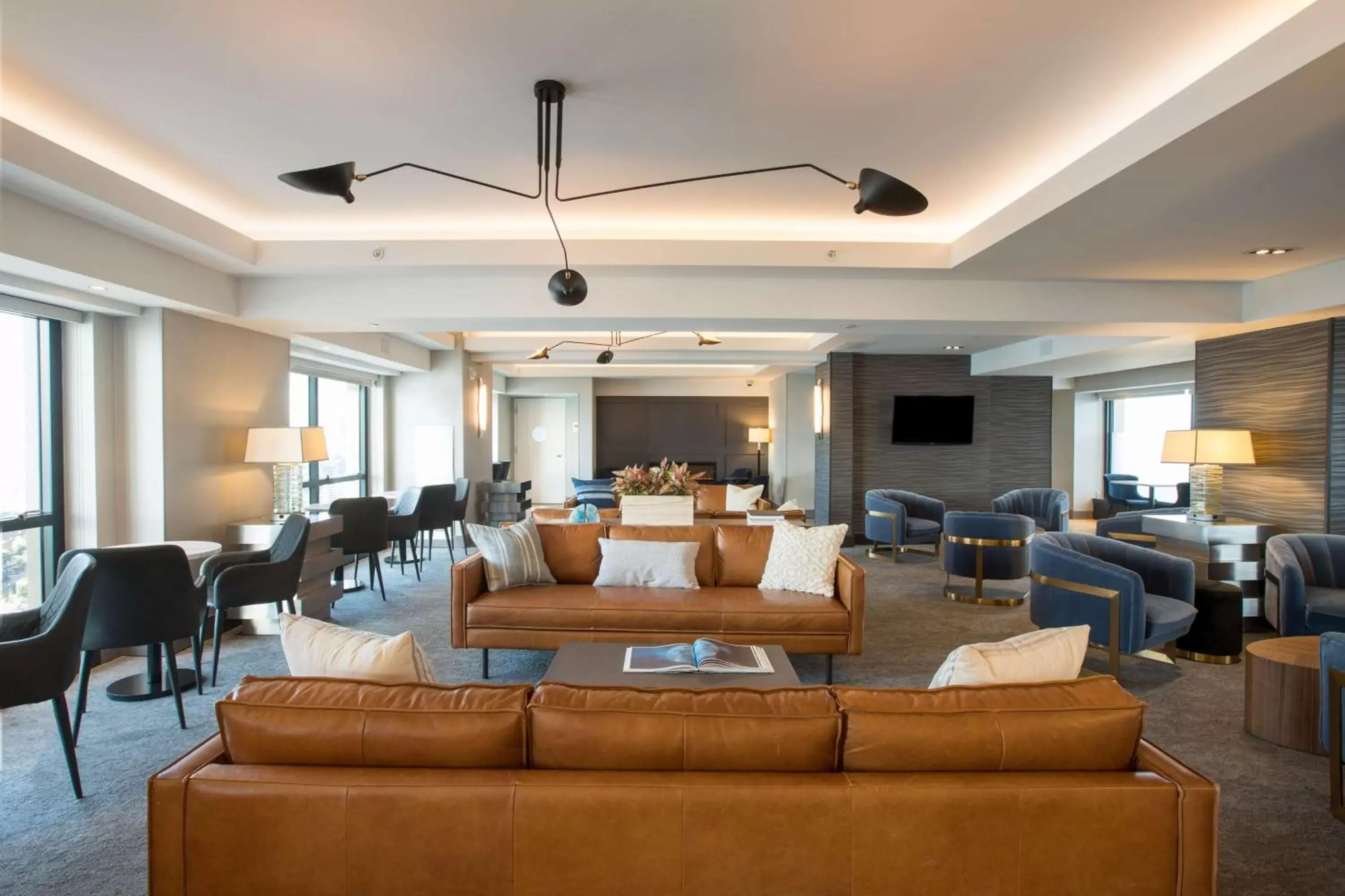 Bedroom, Seating Area in Manchester Grand Hyatt San Diego