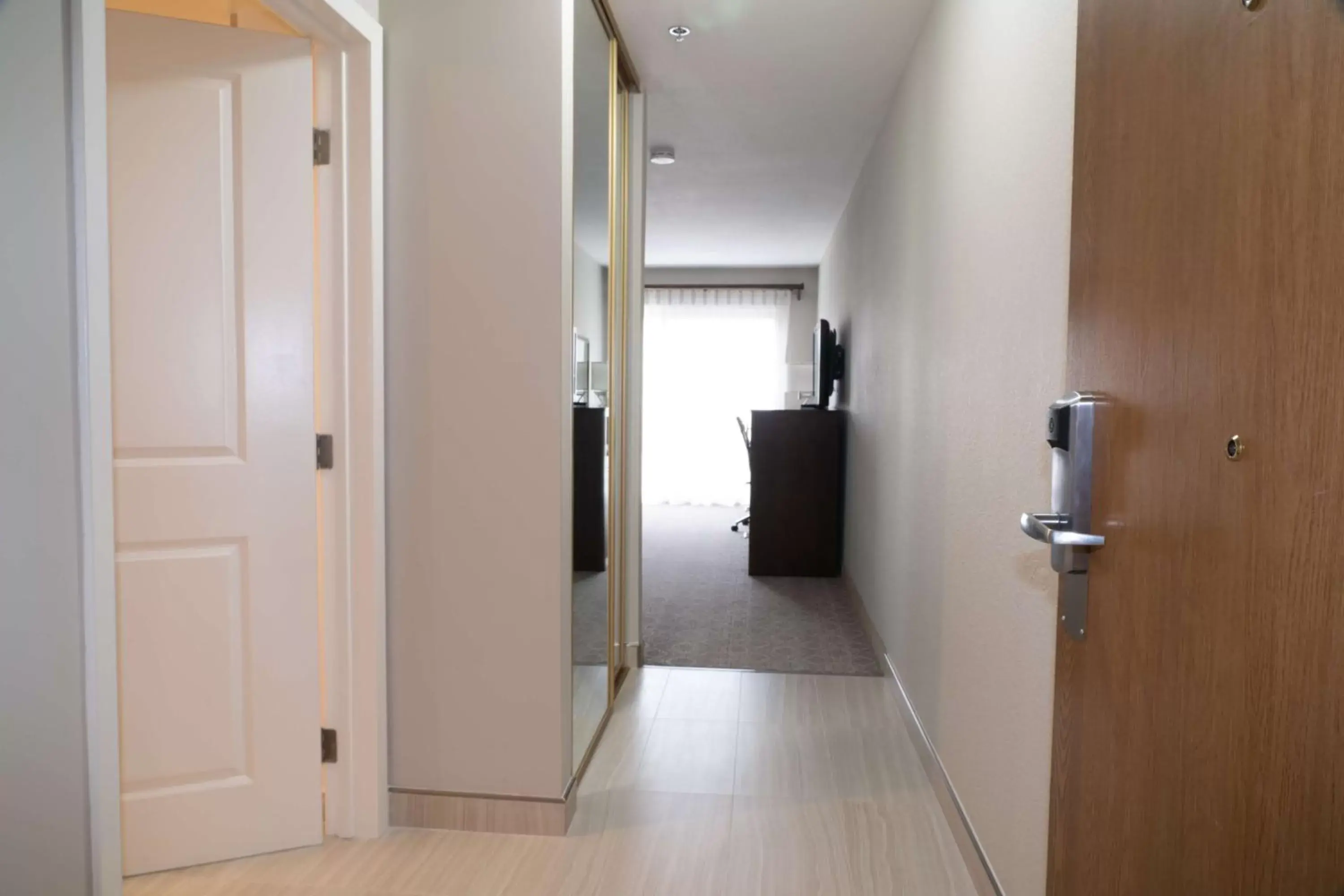 Photo of the whole room, Bathroom in Best Western Plus Monterey Inn