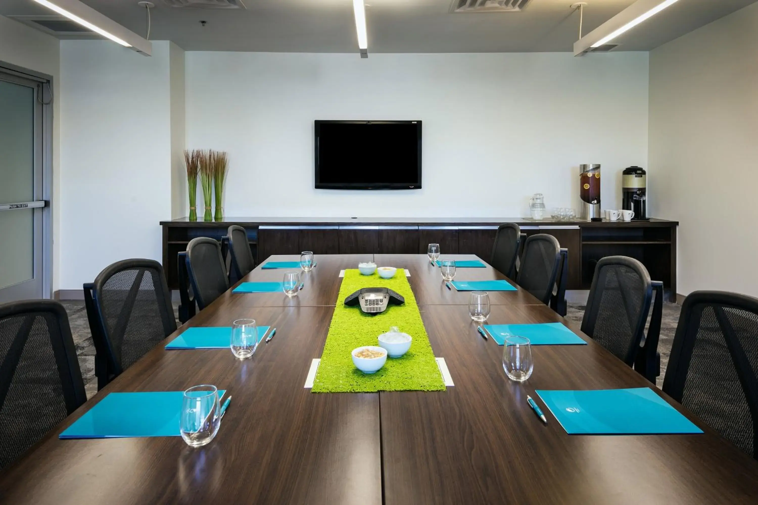 Meeting/conference room in Element Las Vegas Summerlin