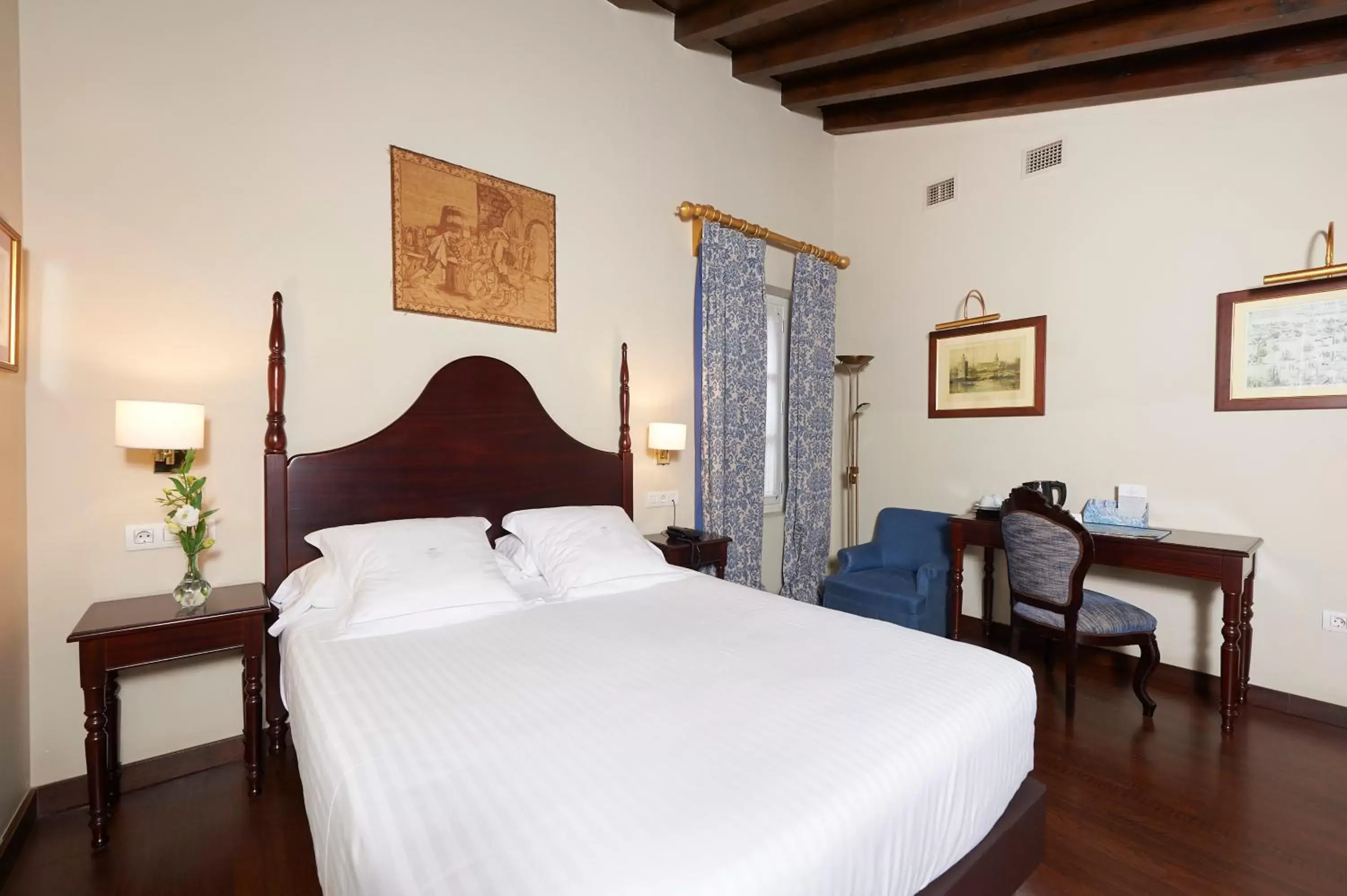 Bed in Las Casas de El Arenal