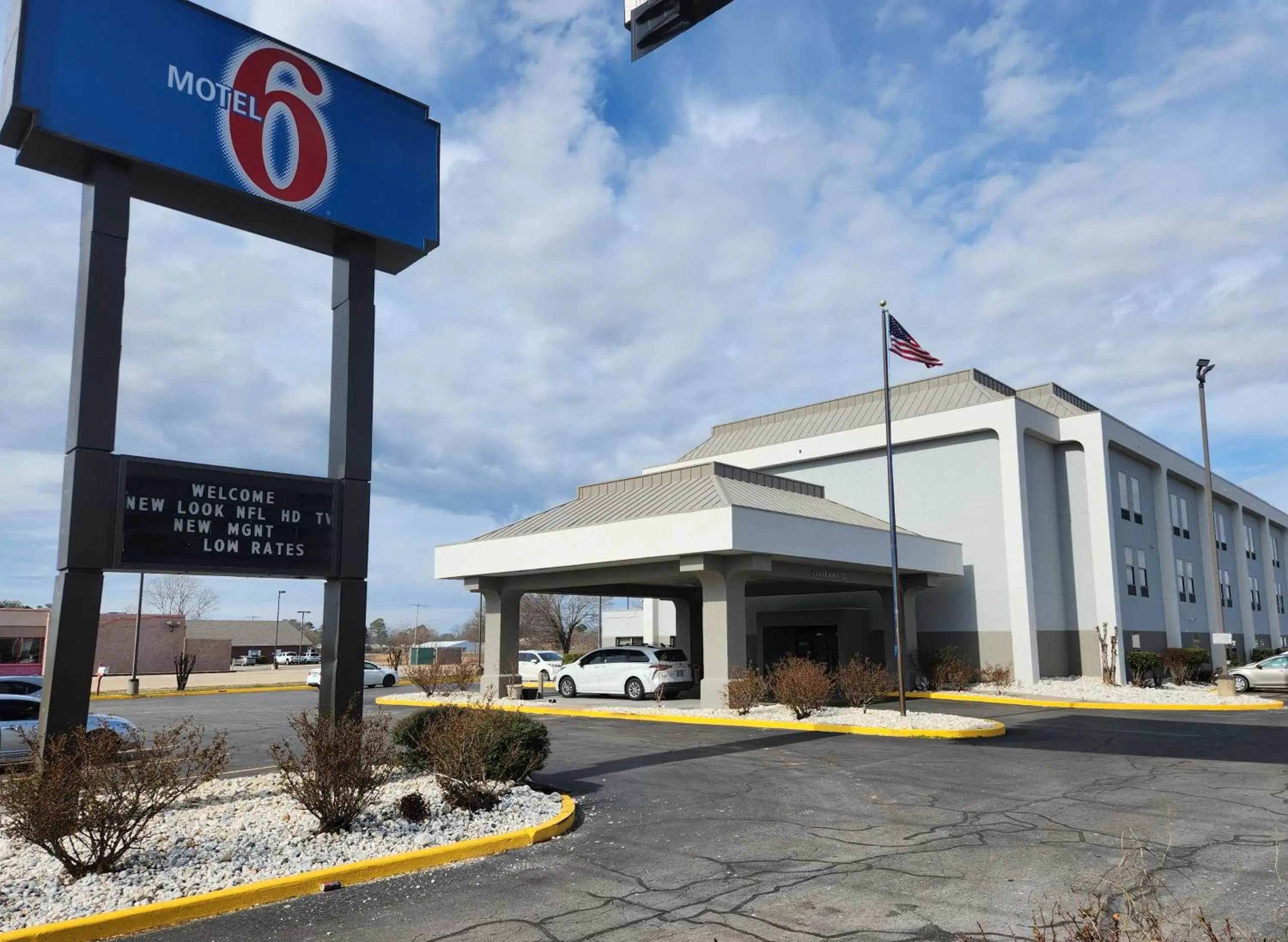 Property Building in Motel 6-Pine Bluff, AR