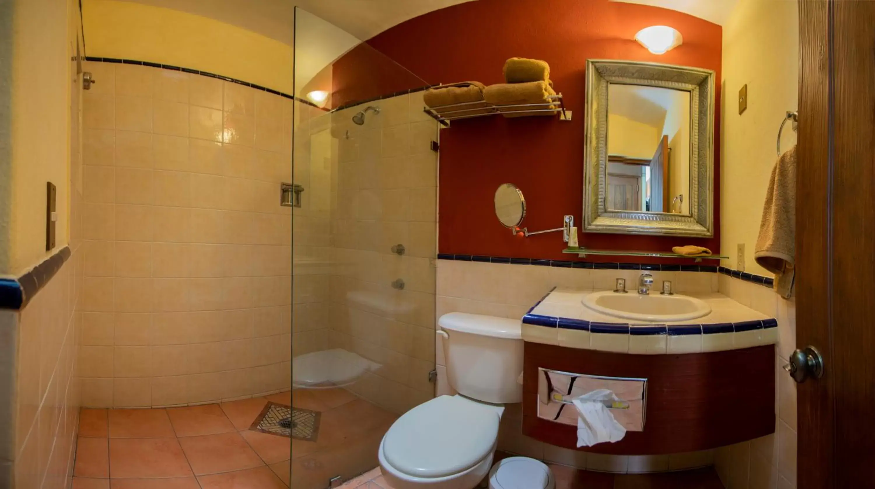 Bathroom in Hotel Casa Barrocco Oaxaca