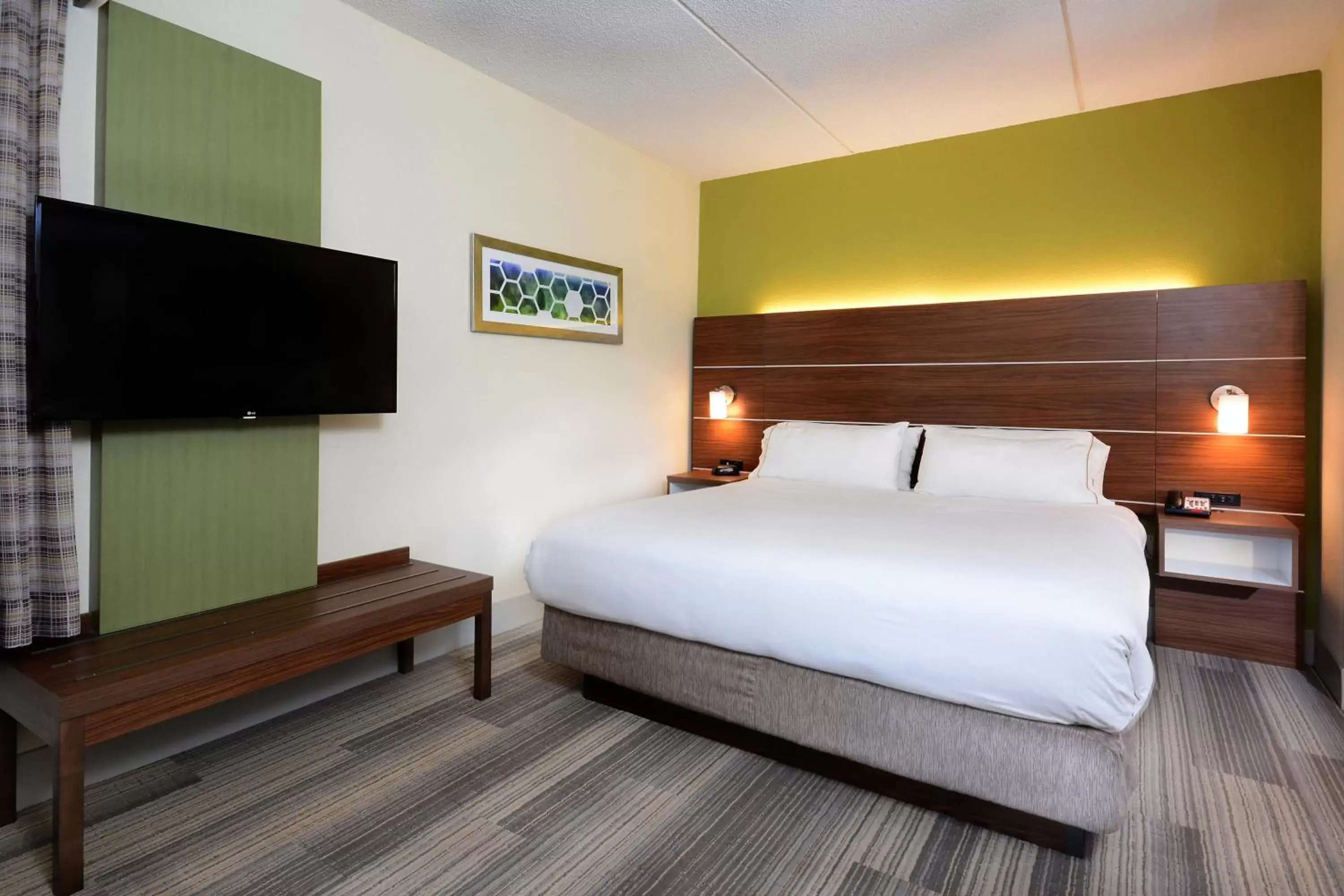 Photo of the whole room, Bed in Holiday Inn Express & Suites Raleigh Durham Airport at RTP by IHG Photo of the whole room, Bed in Holiday Inn Express & Suites Raleigh Durham Airport at RTP by IHG