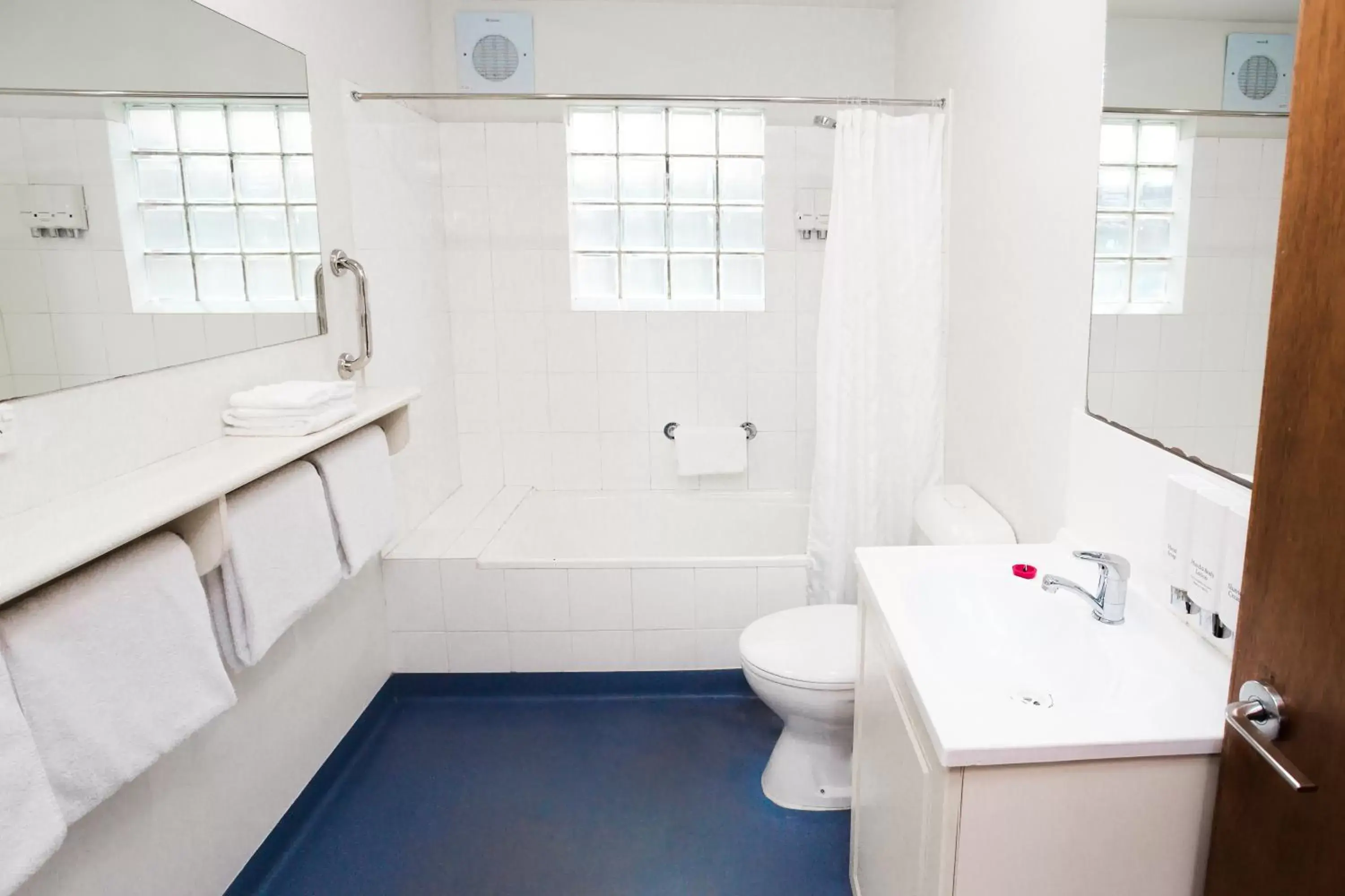 Bathroom in Bay Hotel Apartments