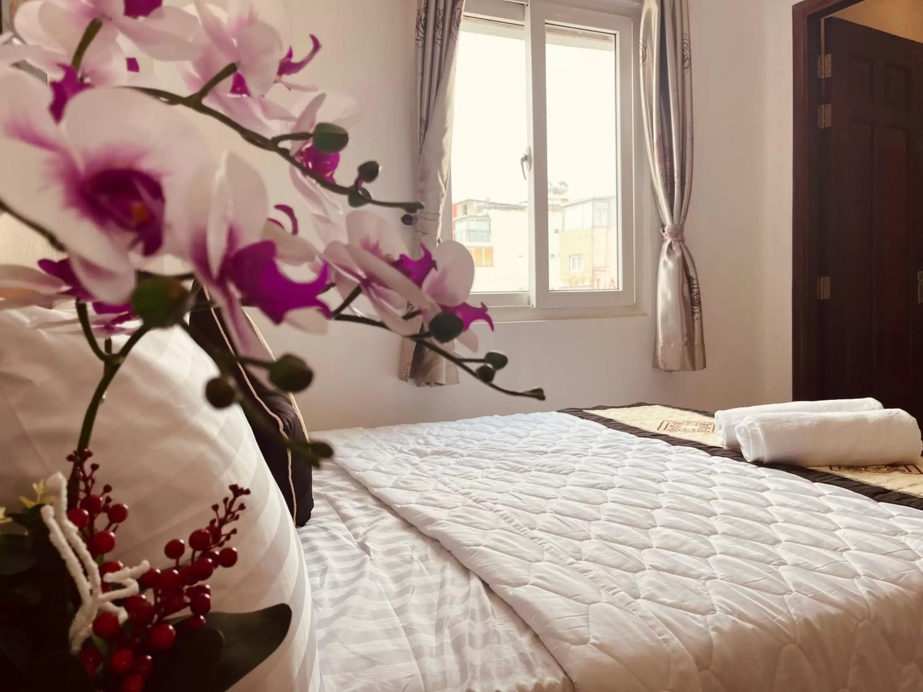 Superior King Room in SaiGon Europe Hotel Superior King Room in SaiGon Europe Hotel