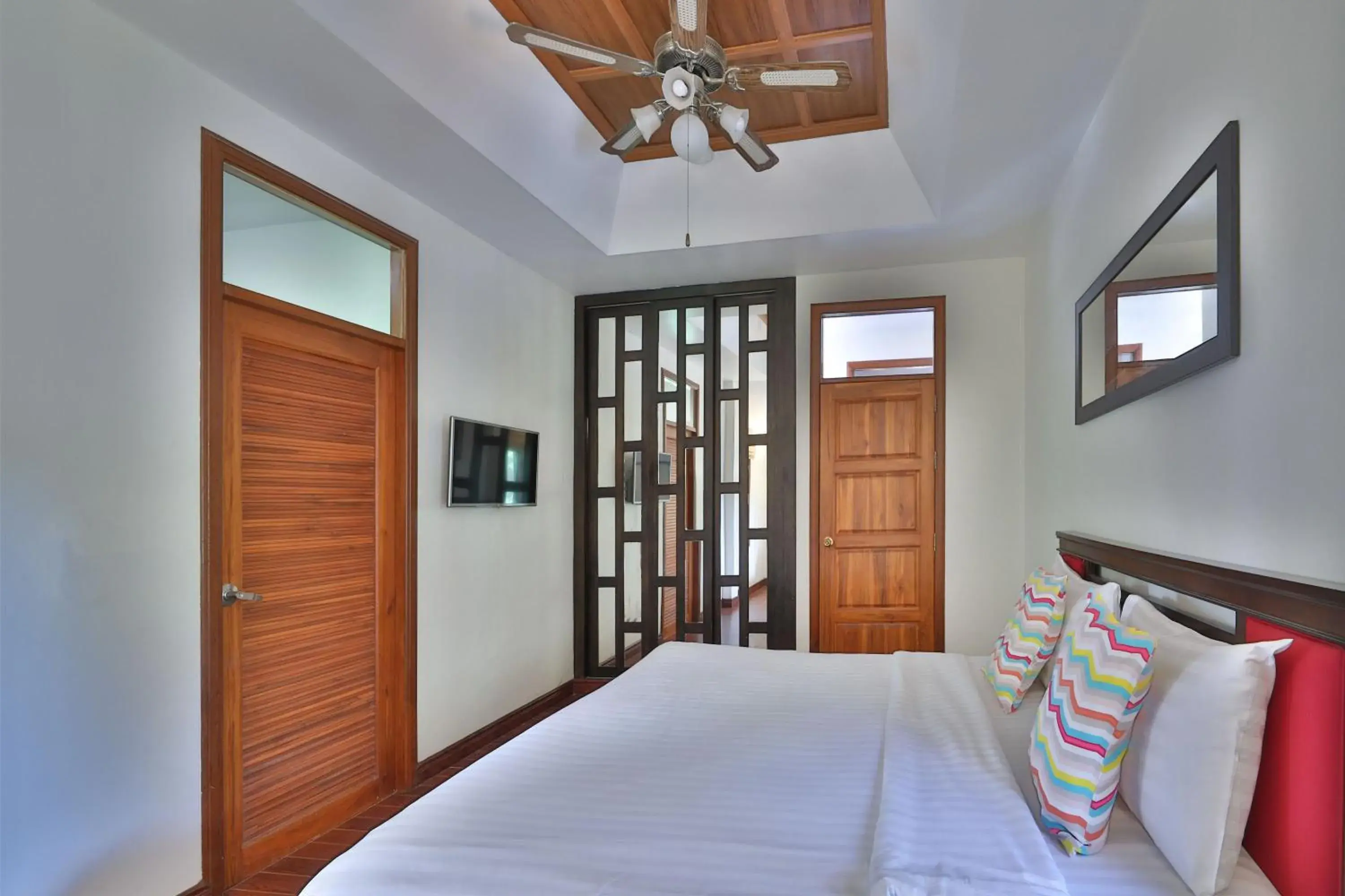 Bed in Siam Pool Villa Pattaya