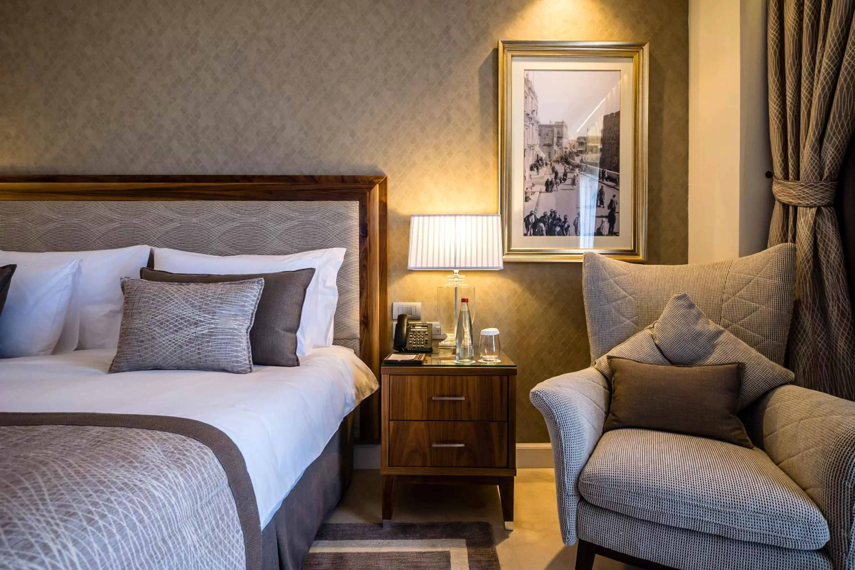 Bedroom, Bed in Herbert Samuel Jerusalem