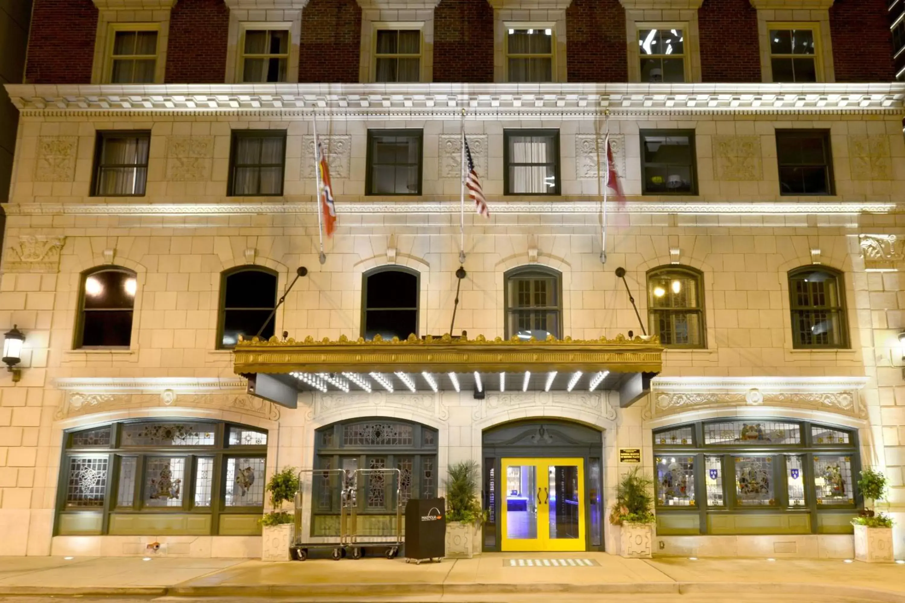 Property Building in Magnolia Hotel St. Louis, a Tribute Portfolio Hotel