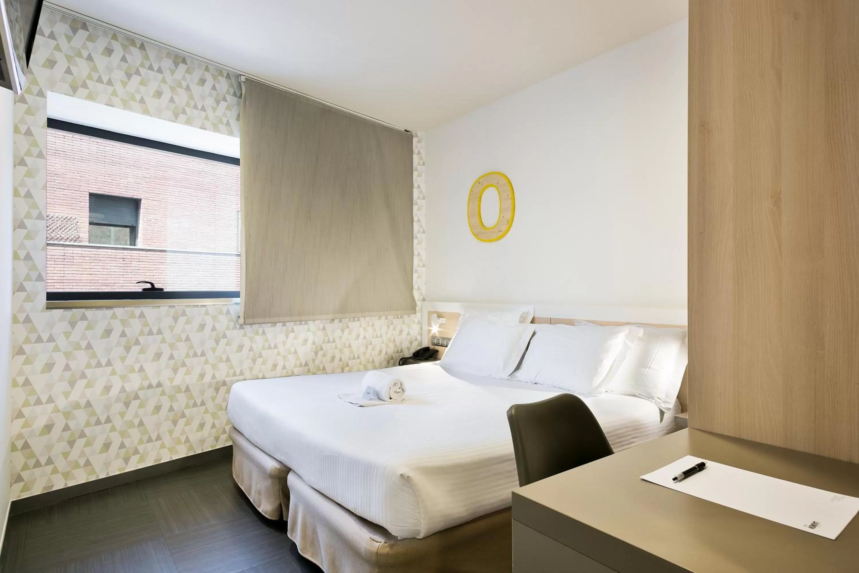 Photo of the whole room, Bed in Hotel Acta Laumon