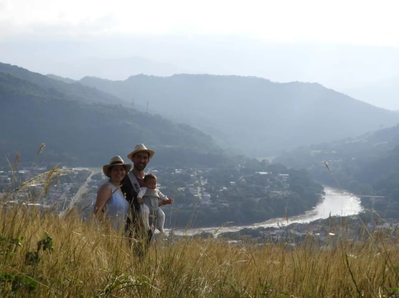 Hiking in Waka Hotel Rural