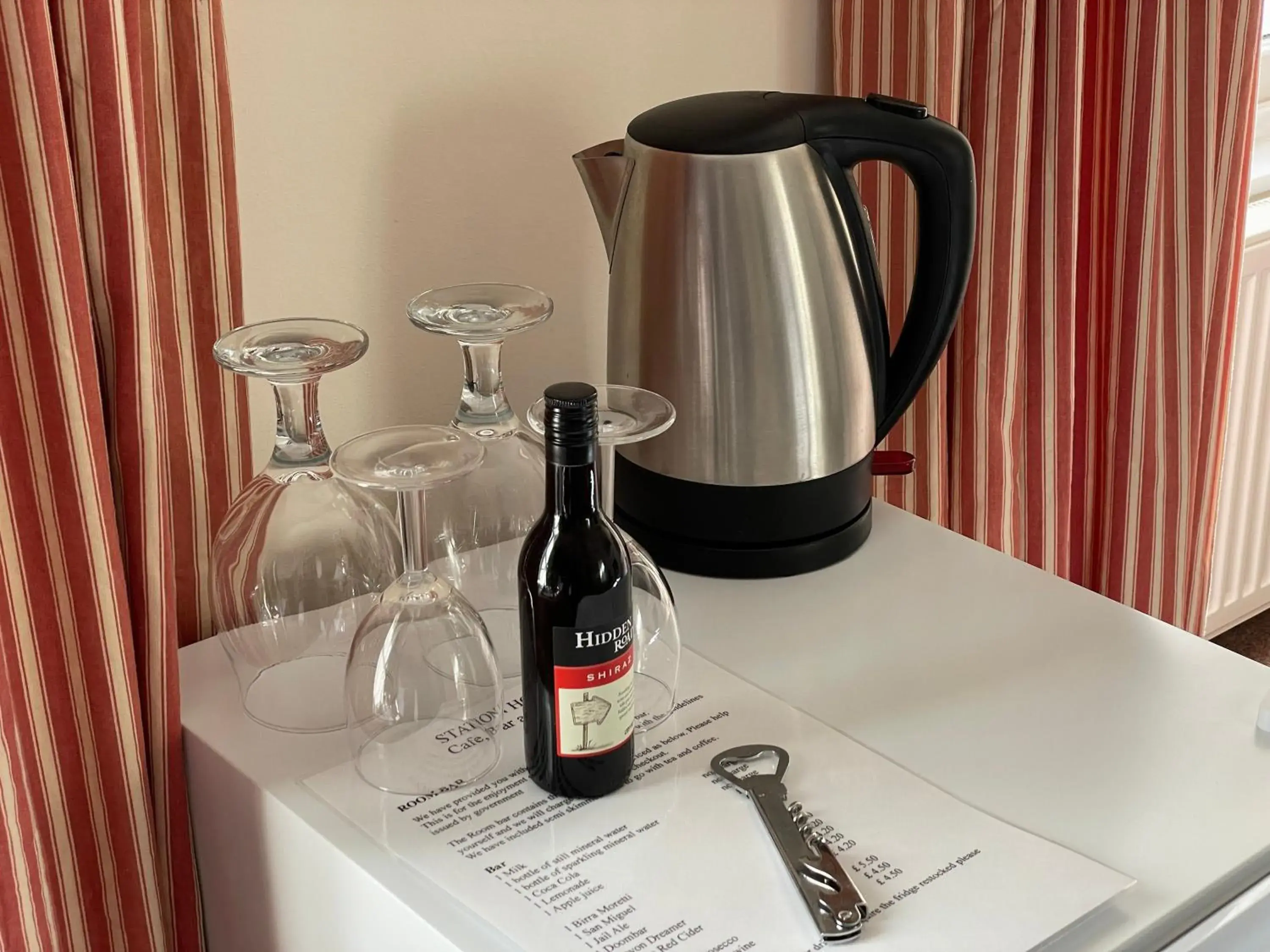 Coffee/tea facilities in Station House, Dartmoor and Coast located, Village centre Hotel