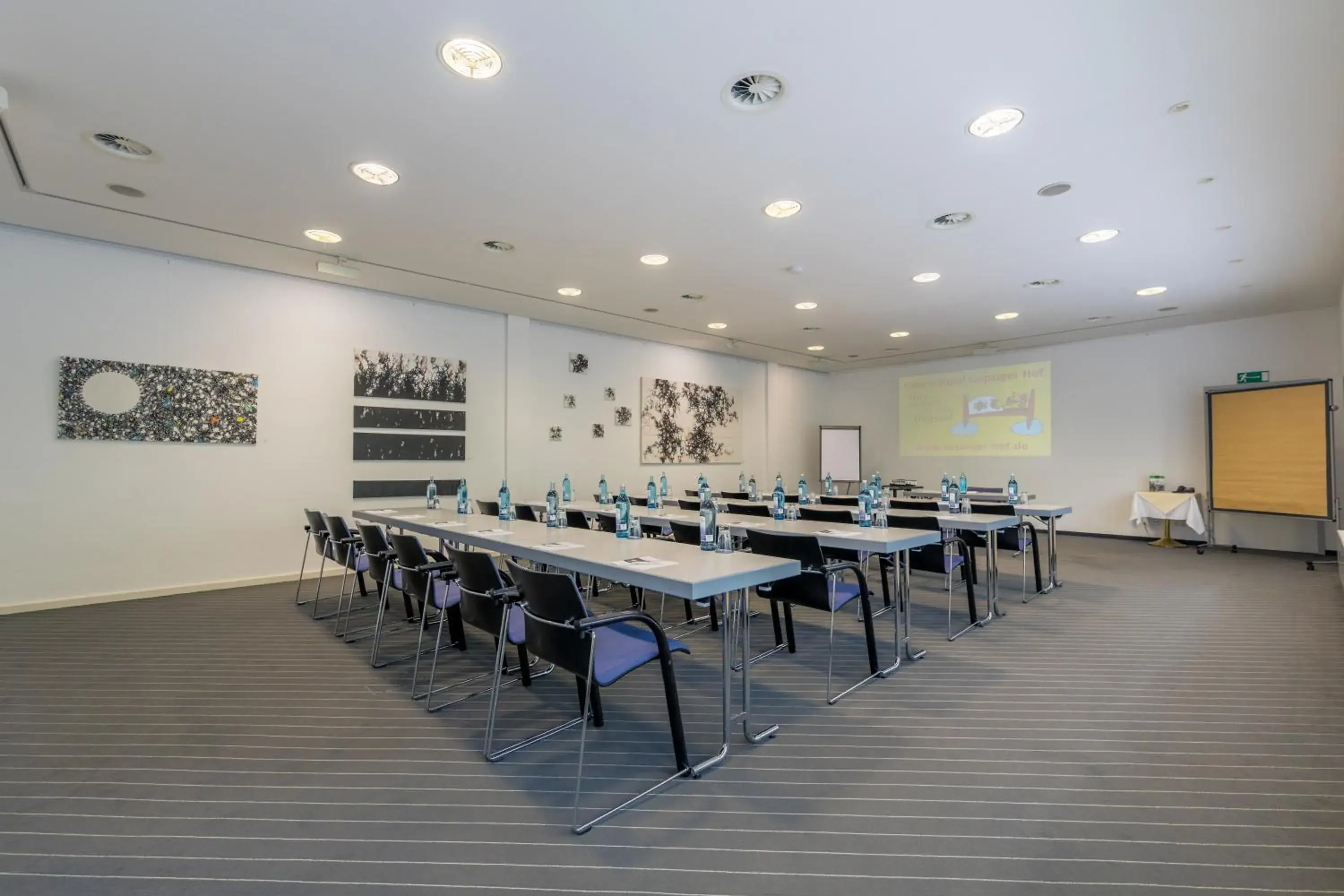 Business facilities in Galerie Hotel Leipziger Hof