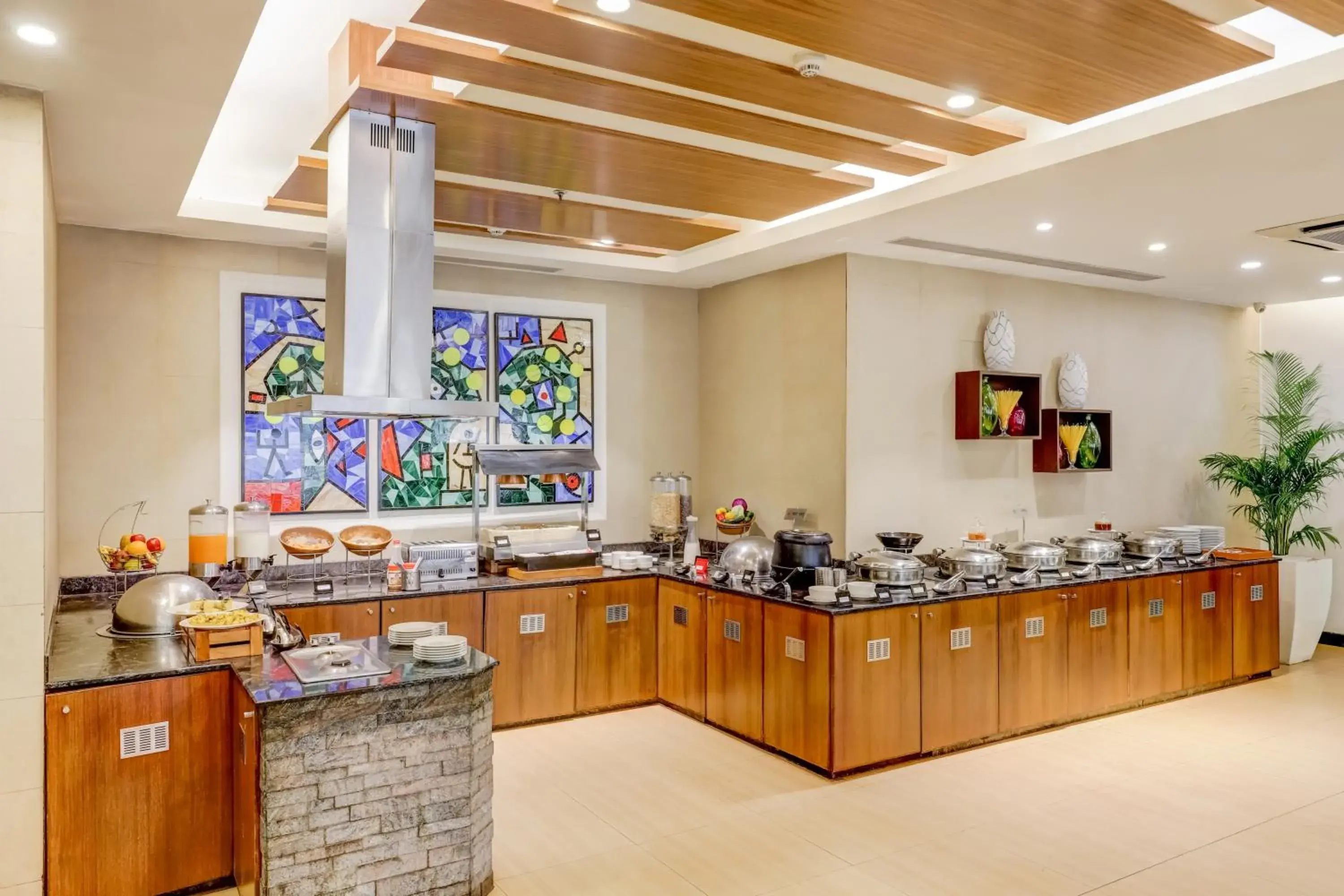 Buffet breakfast in Lemon Tree Hotel, Ahmedabad Buffet breakfast in Lemon Tree Hotel, Ahmedabad