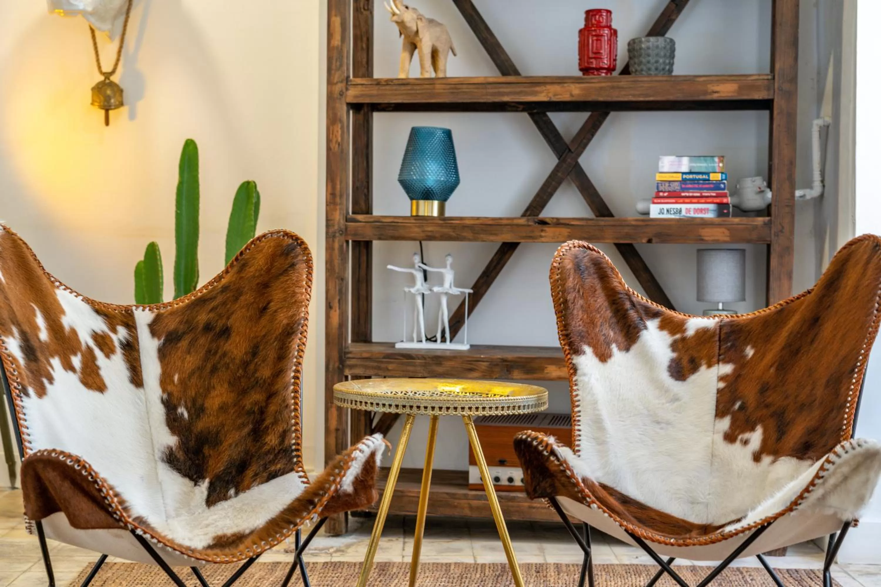 Communal lounge/ TV room in Garam Lisboa