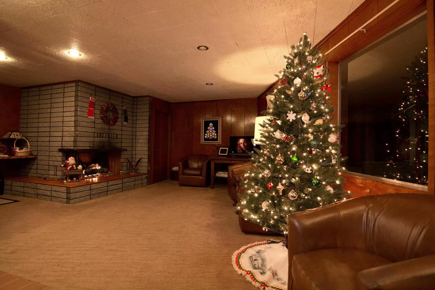 Lobby or reception in Curly Redwood Lodge