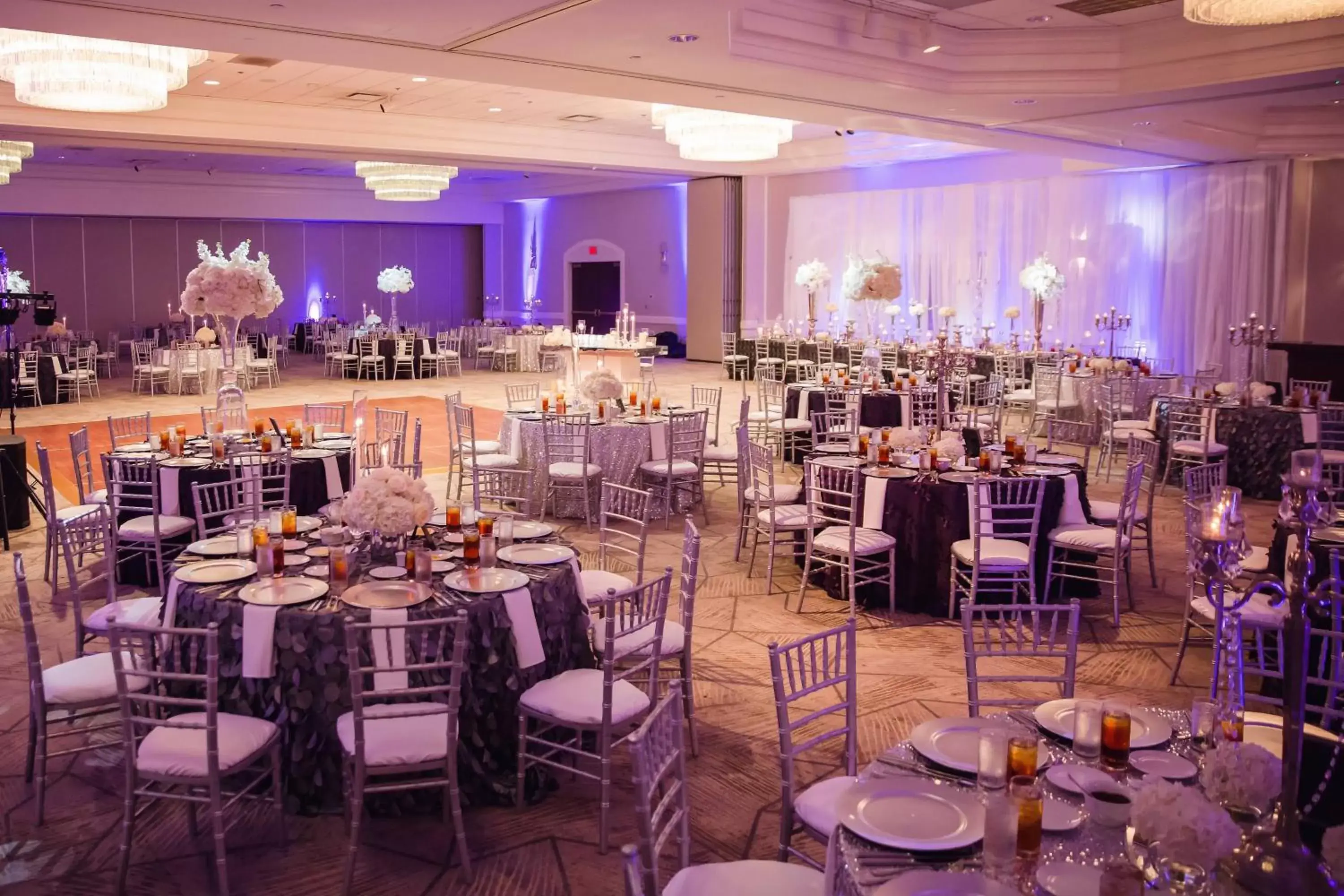 Banquet/Function facilities, Restaurant/Places to Eat in Charlotte Marriott City Center