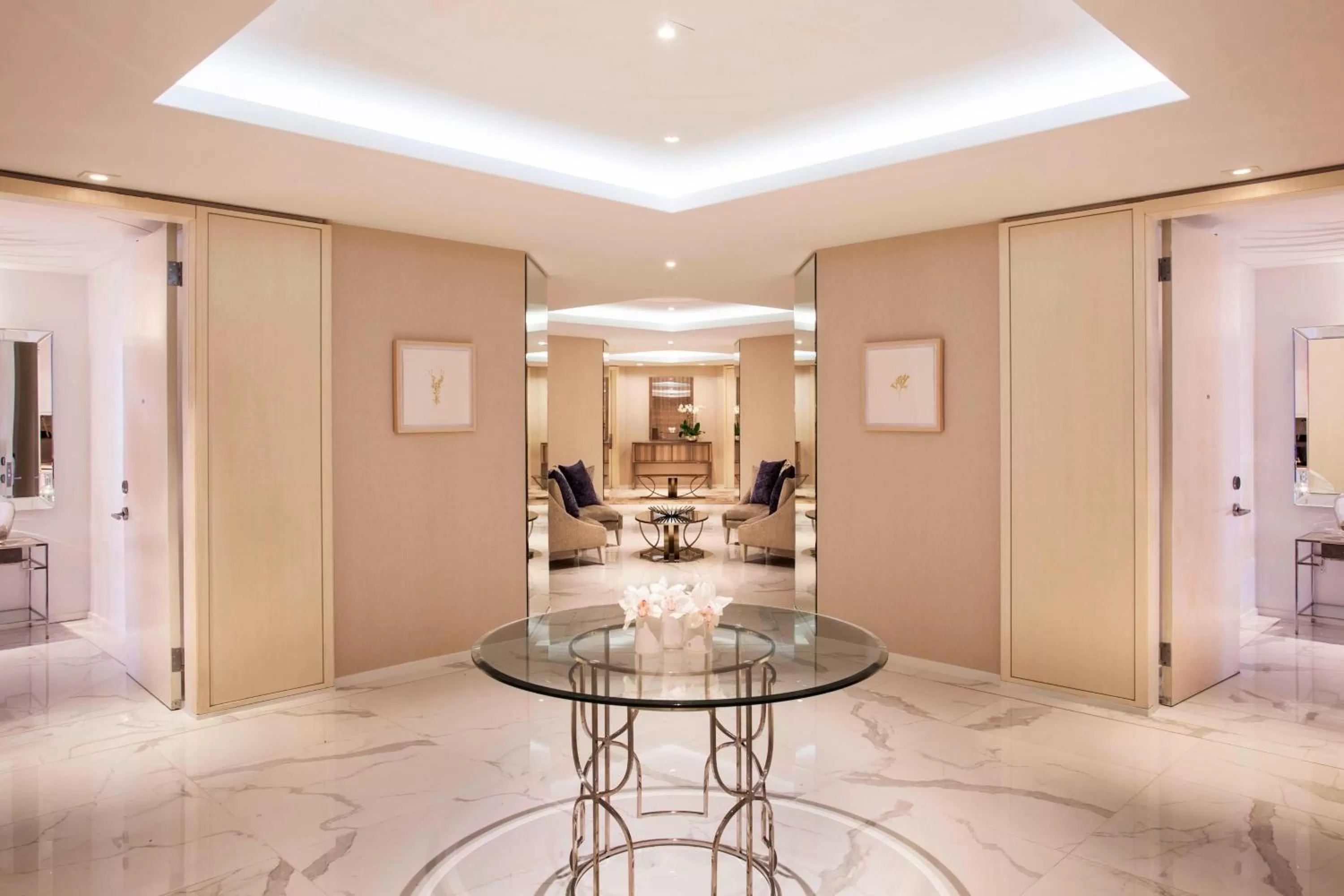 Photo of the whole room in The St. Regis Bal Harbour Resort