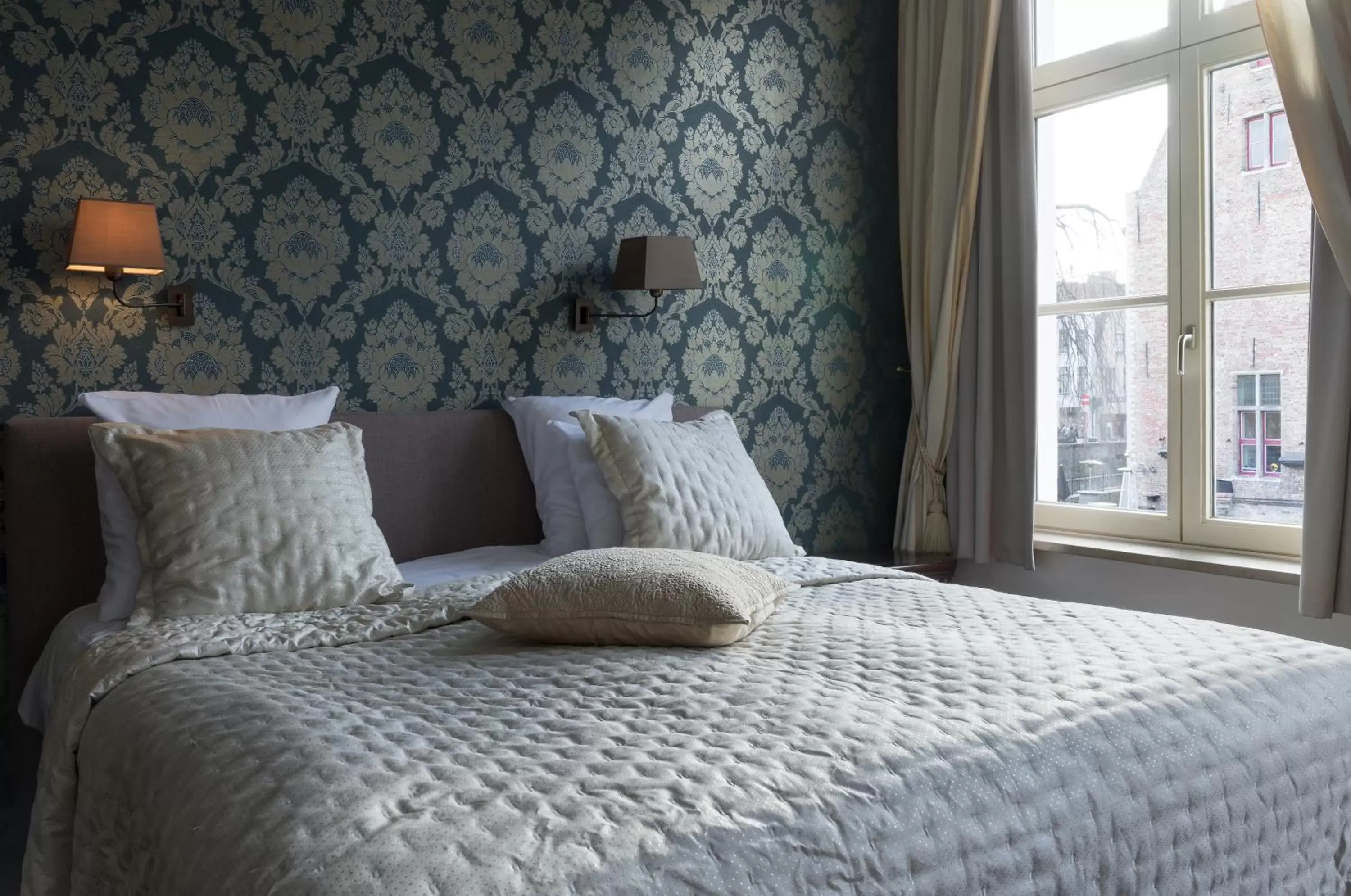 Decorative detail, Bed in Hotel Duc De Bourgogne