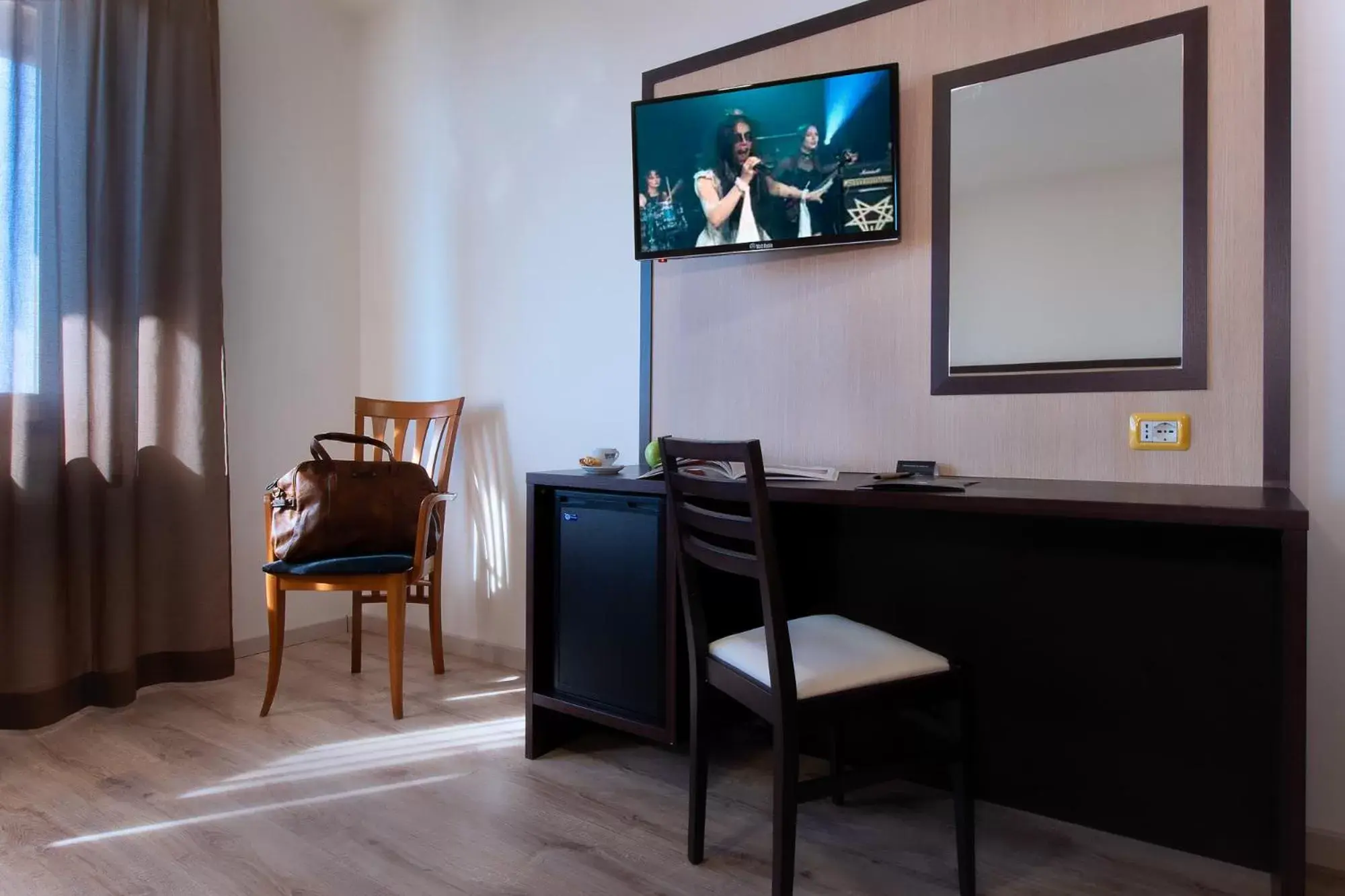 Double or Twin Room in CDH Hotel Modena Double or Twin Room in CDH Hotel Modena