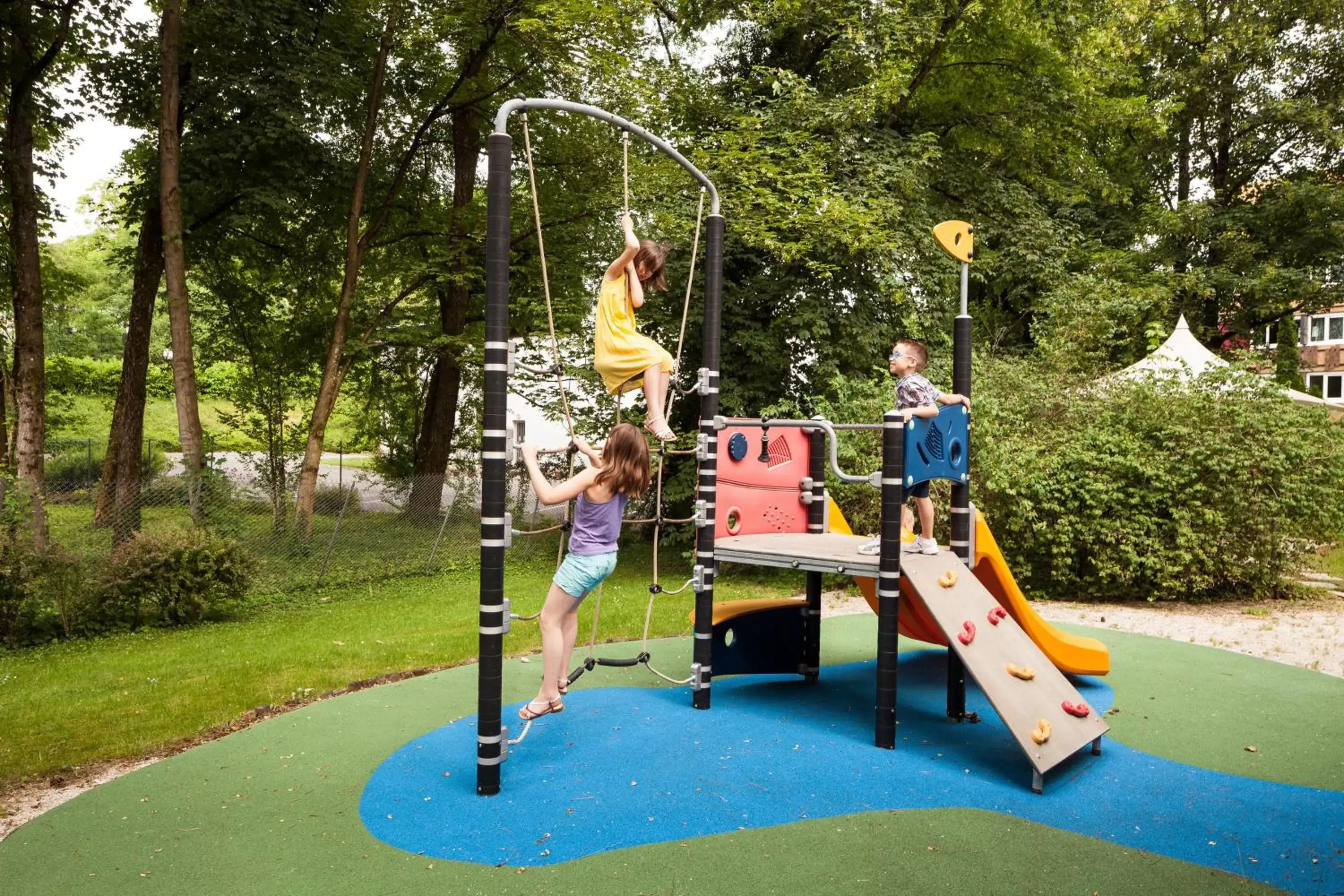 Activities, Children's Play Area in ibis Styles Besançon