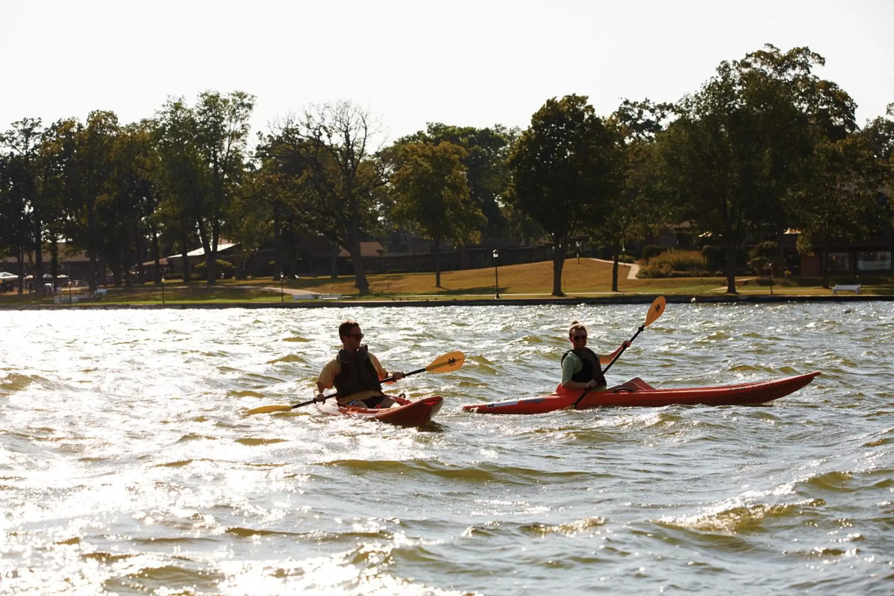 Sports, Canoeing in Lake Lawn Resort