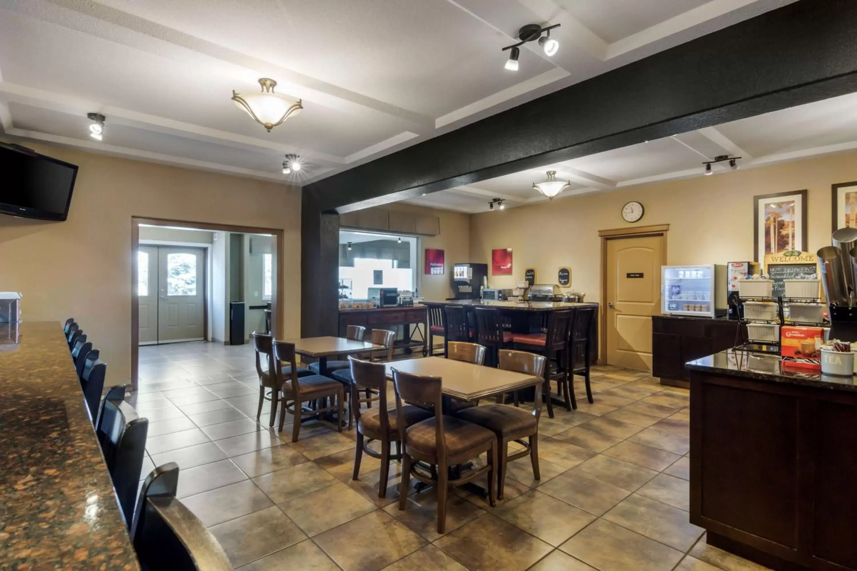 Breakfast, Restaurant/Places to Eat in Best Western Plus Kamloops Hotel