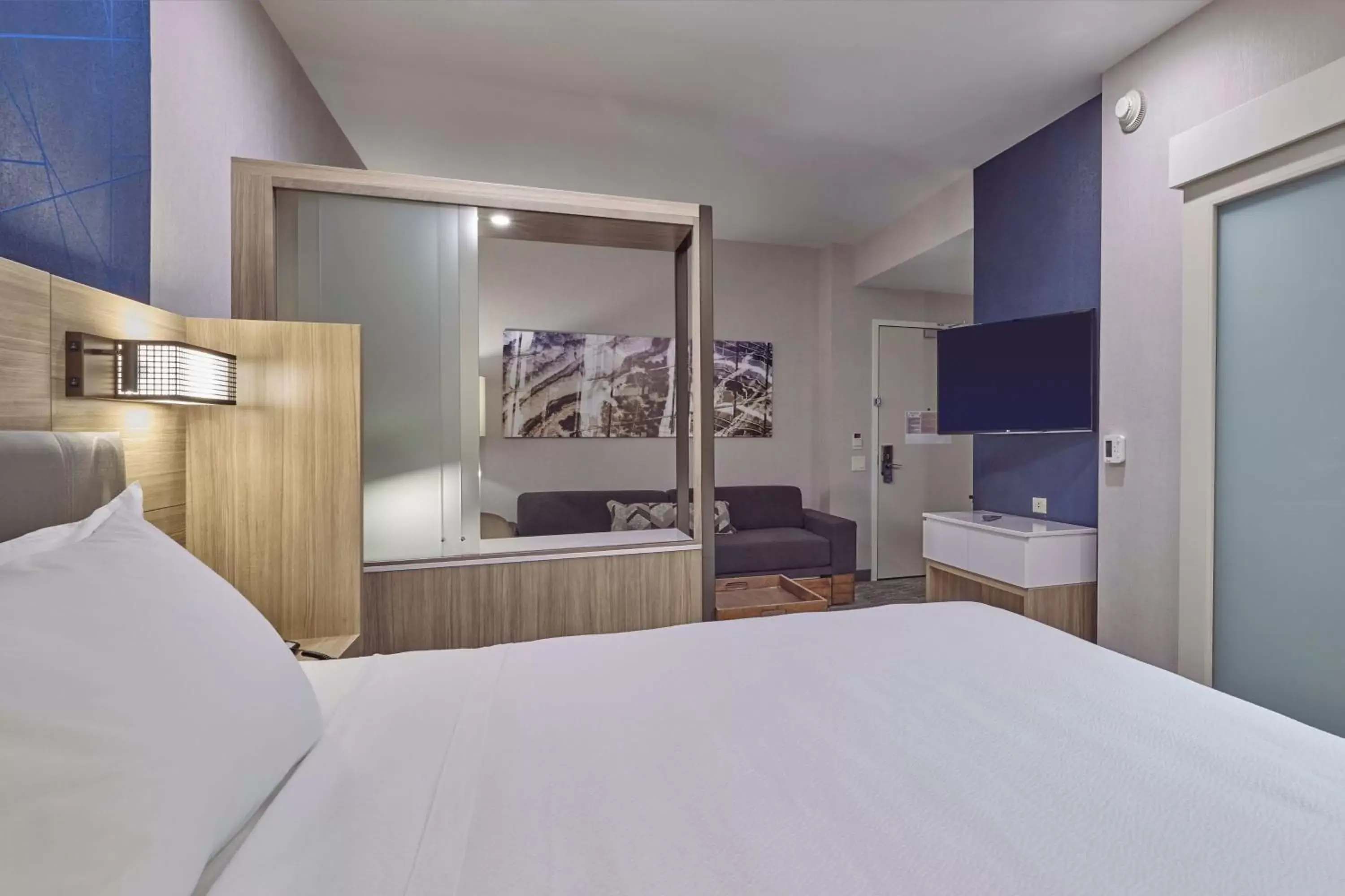 Bedroom, Bed in SpringHill Suites by Marriott Medford Airport