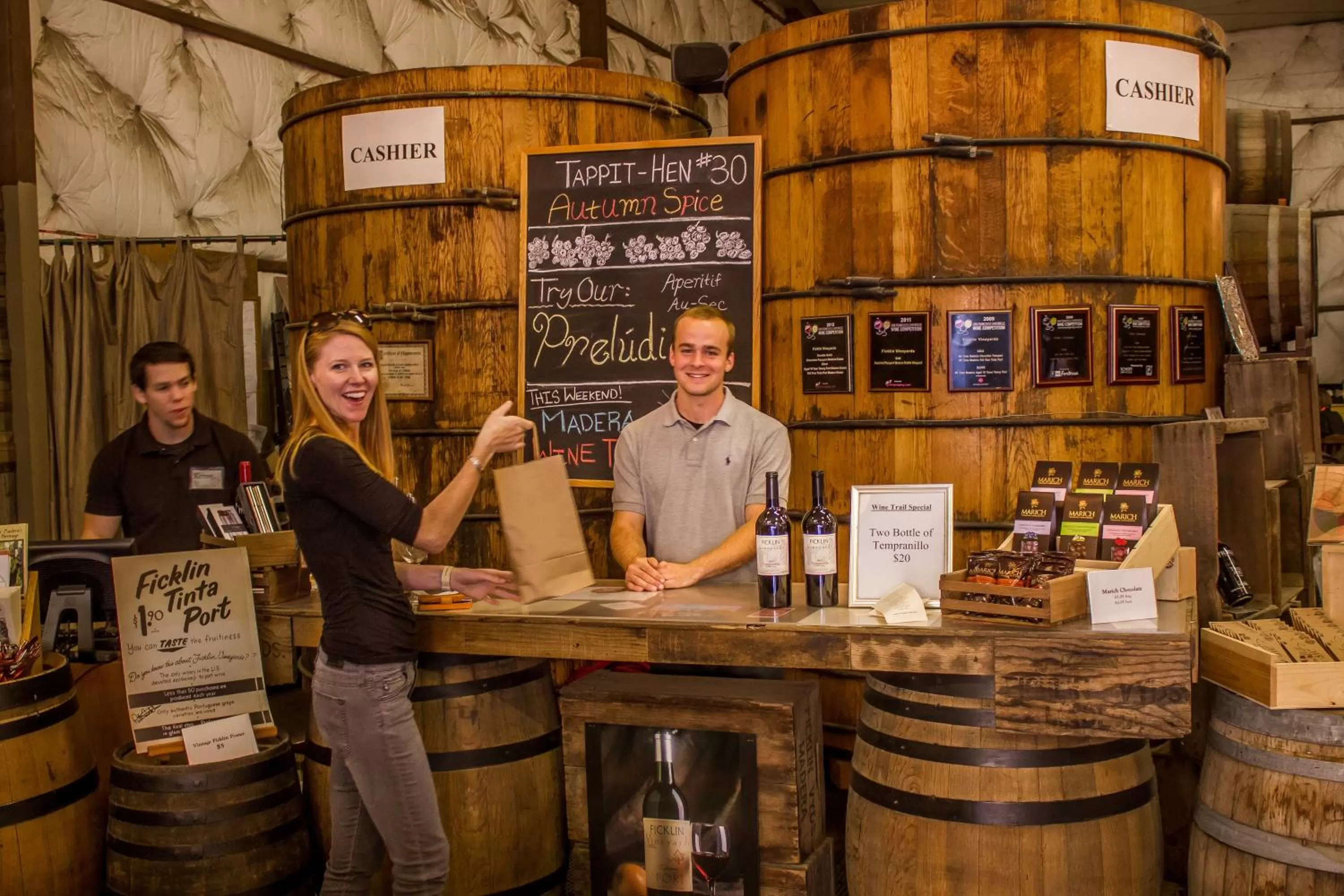 Nearby landmark in Holiday Inn Express & Suites Oakhurst-Yosemite Park Area by IHG