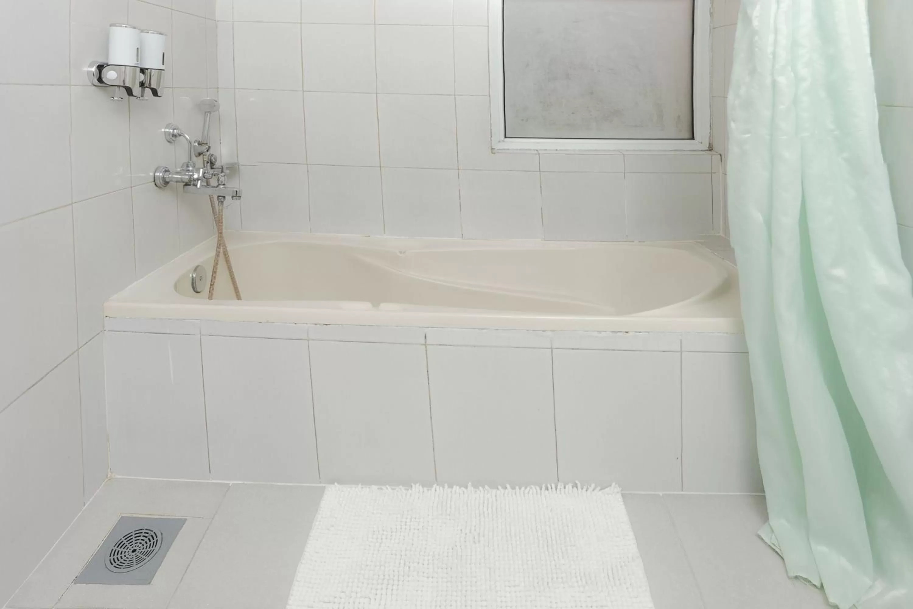 Hot Tub in Hotel Access Nepal