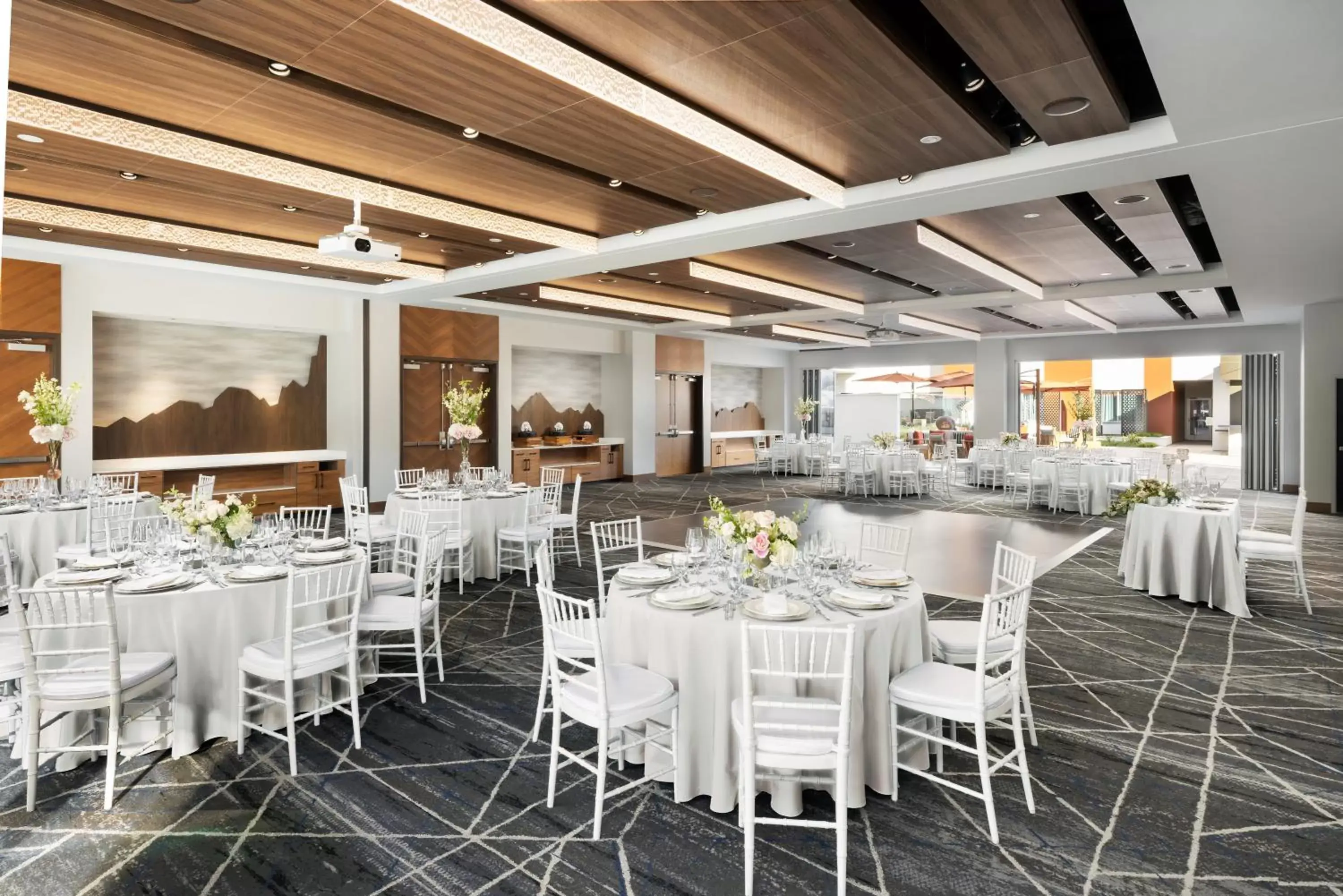 Banquet/Function facilities, Restaurant/Places to Eat in Hyatt Centric Mountain View