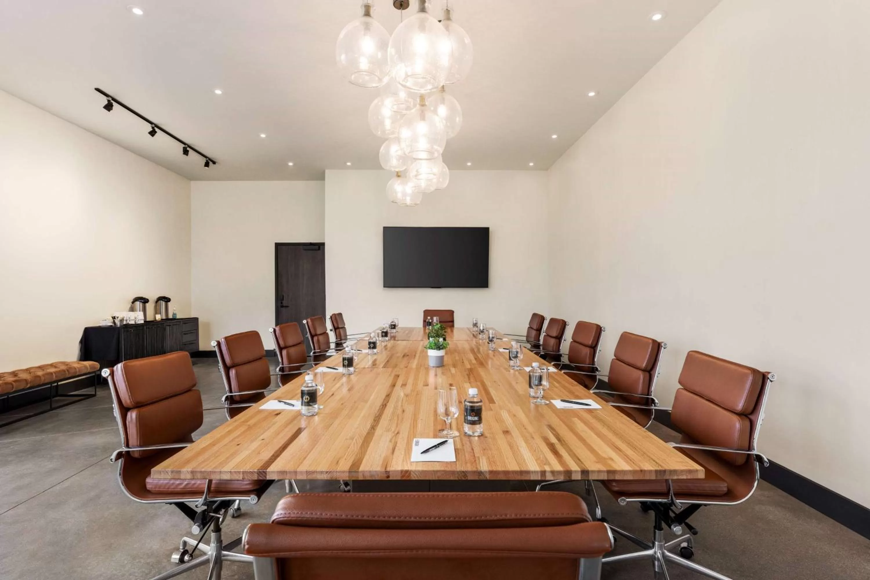 Meeting/conference room in Origin Red Rocks, a Wyndham Hotel
