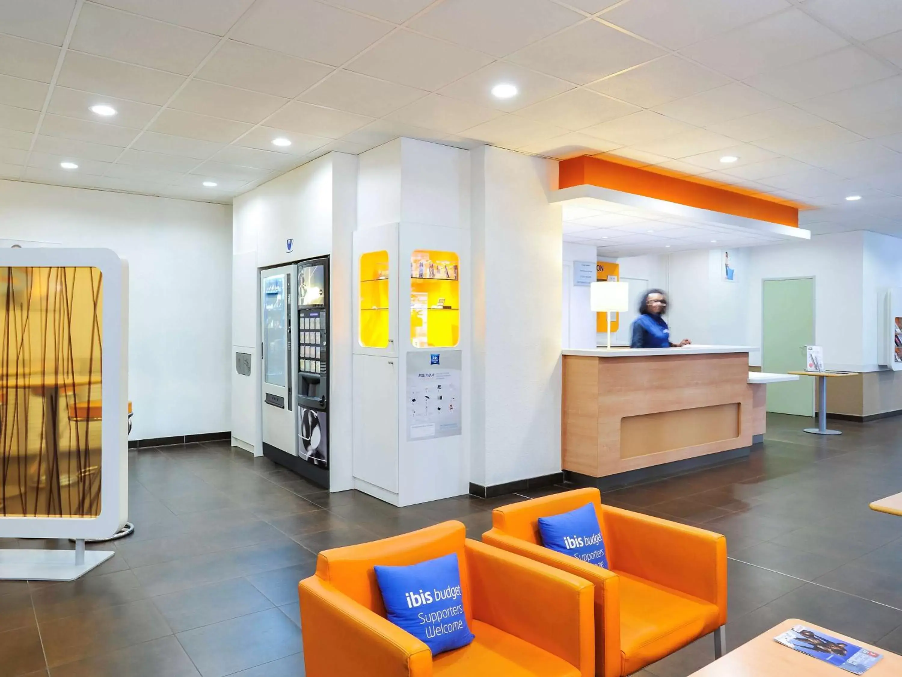 Property building, Lobby/Reception in Ibis Budget Lille Gares Vieux-Lille