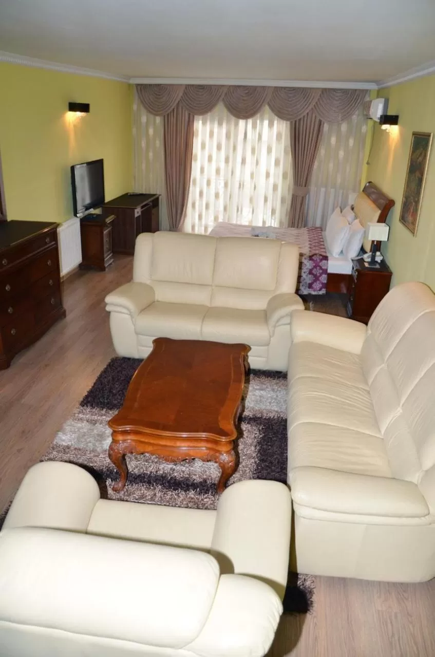 Living room in Hotel Begolli