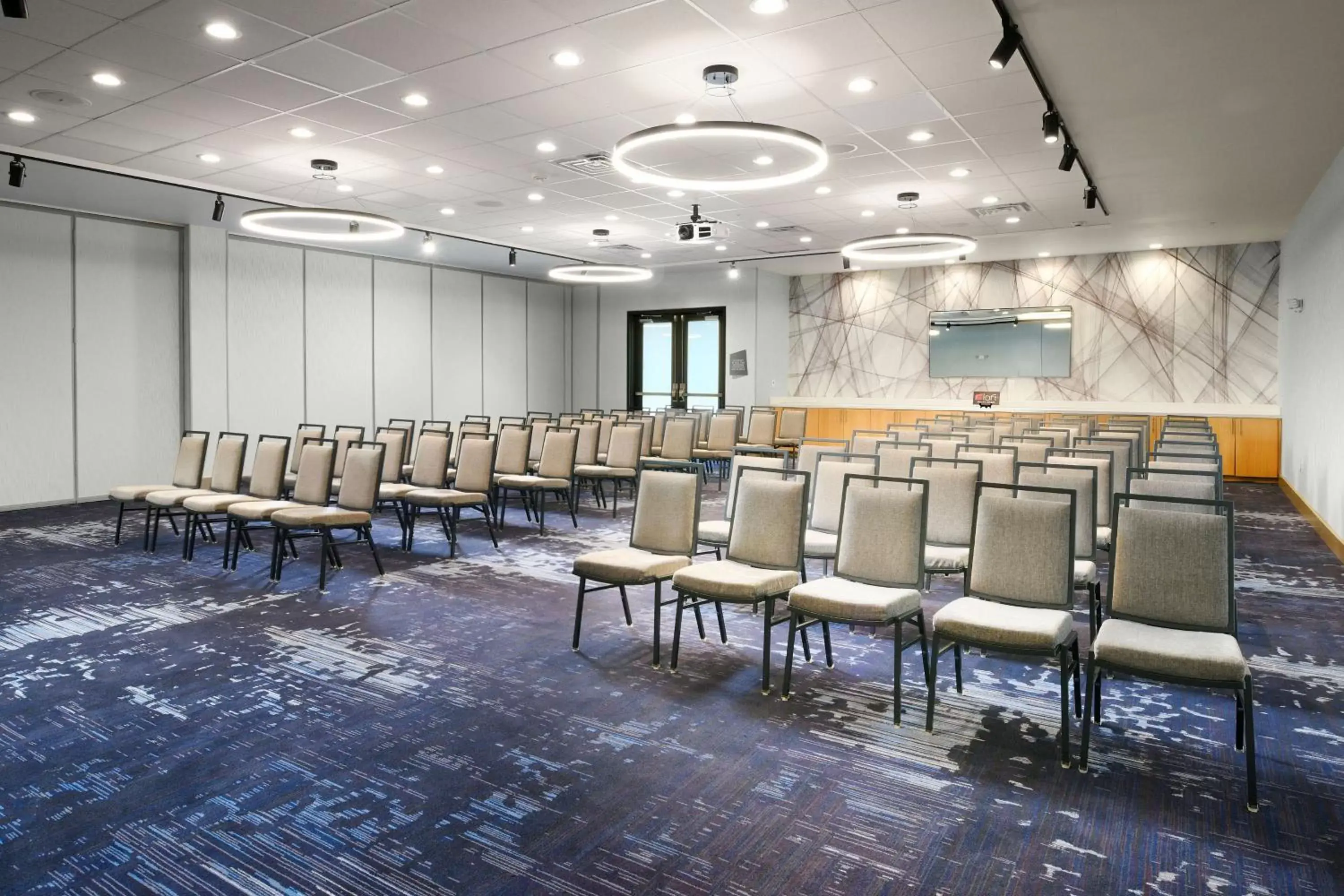 Meeting/conference room in Aloft Dallas Euless