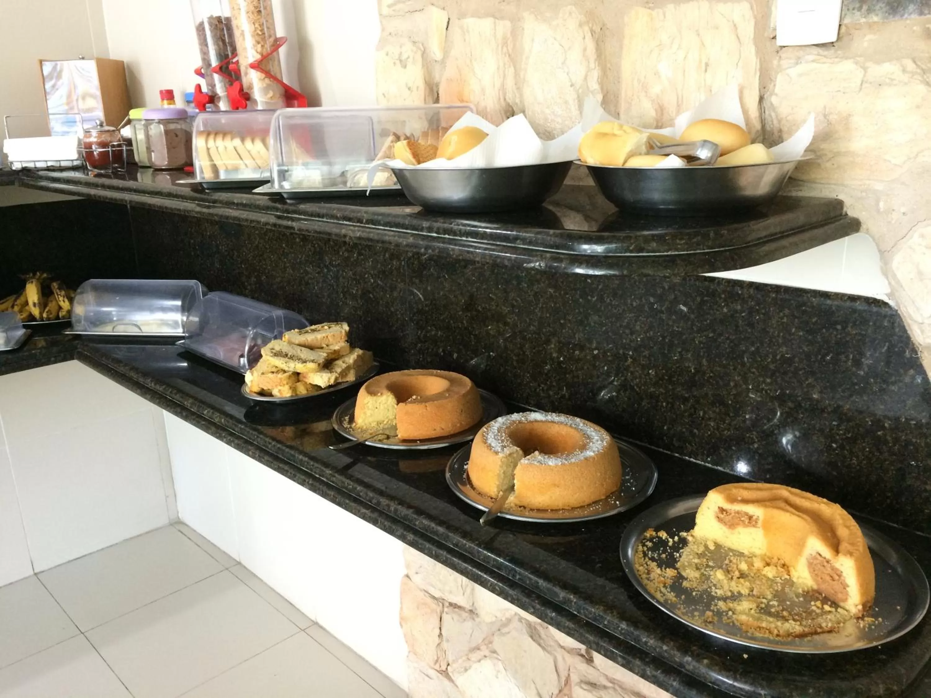 Food in Hotel Des Basques