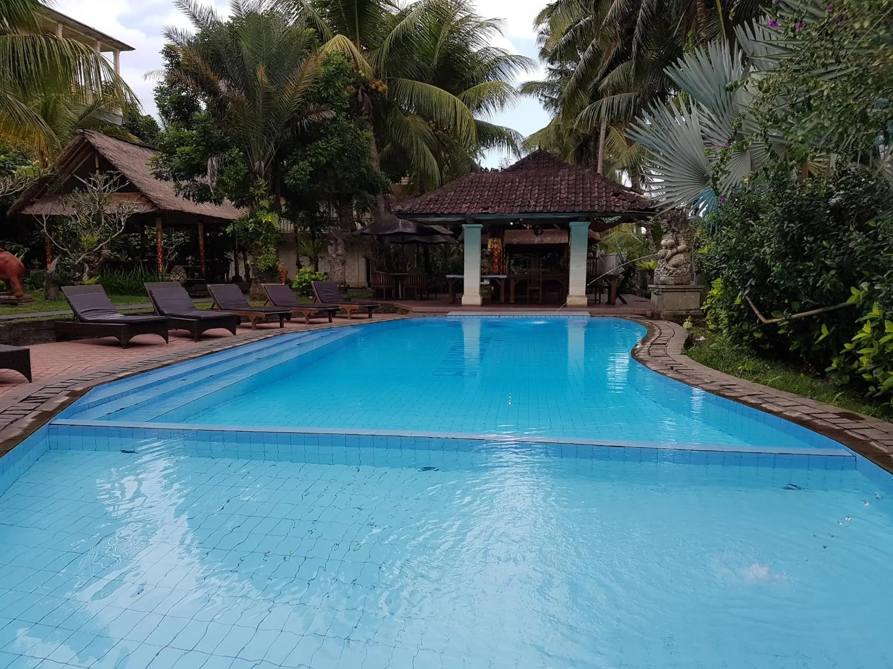 Swimming Pool in Panorama Hotel